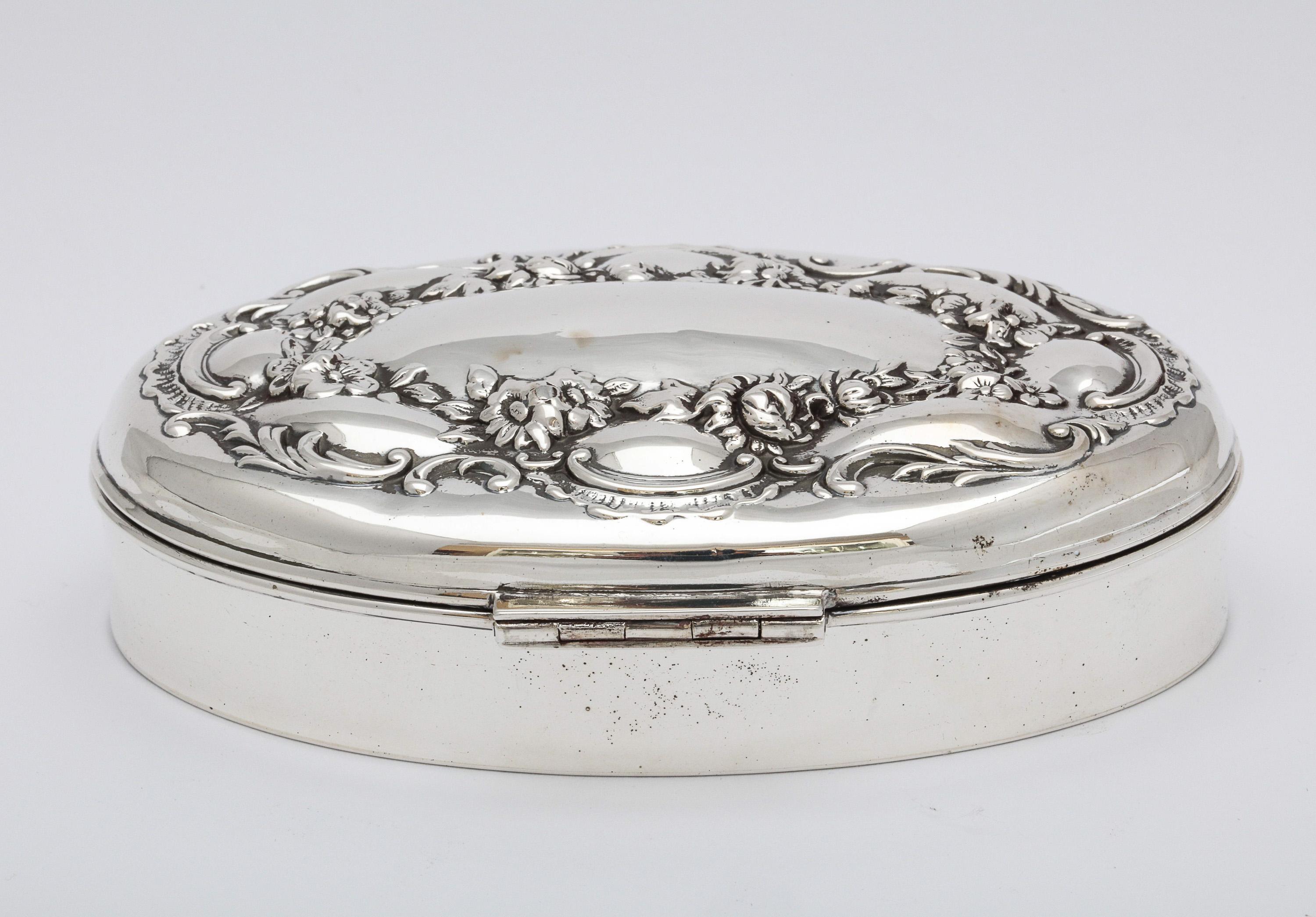 American Victorian All Sterling Silver Oval Trinkets Box with Hinged Lid