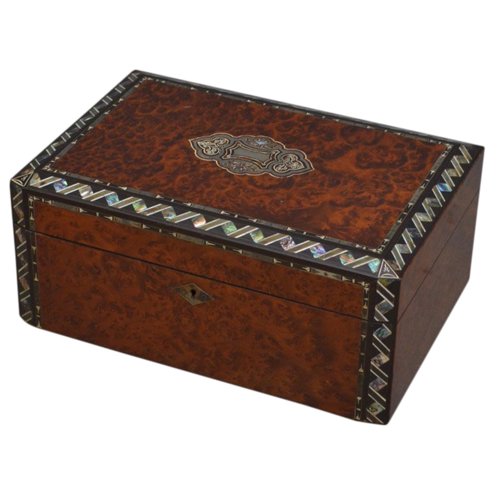 Victorian Amboyna Jewellery Box