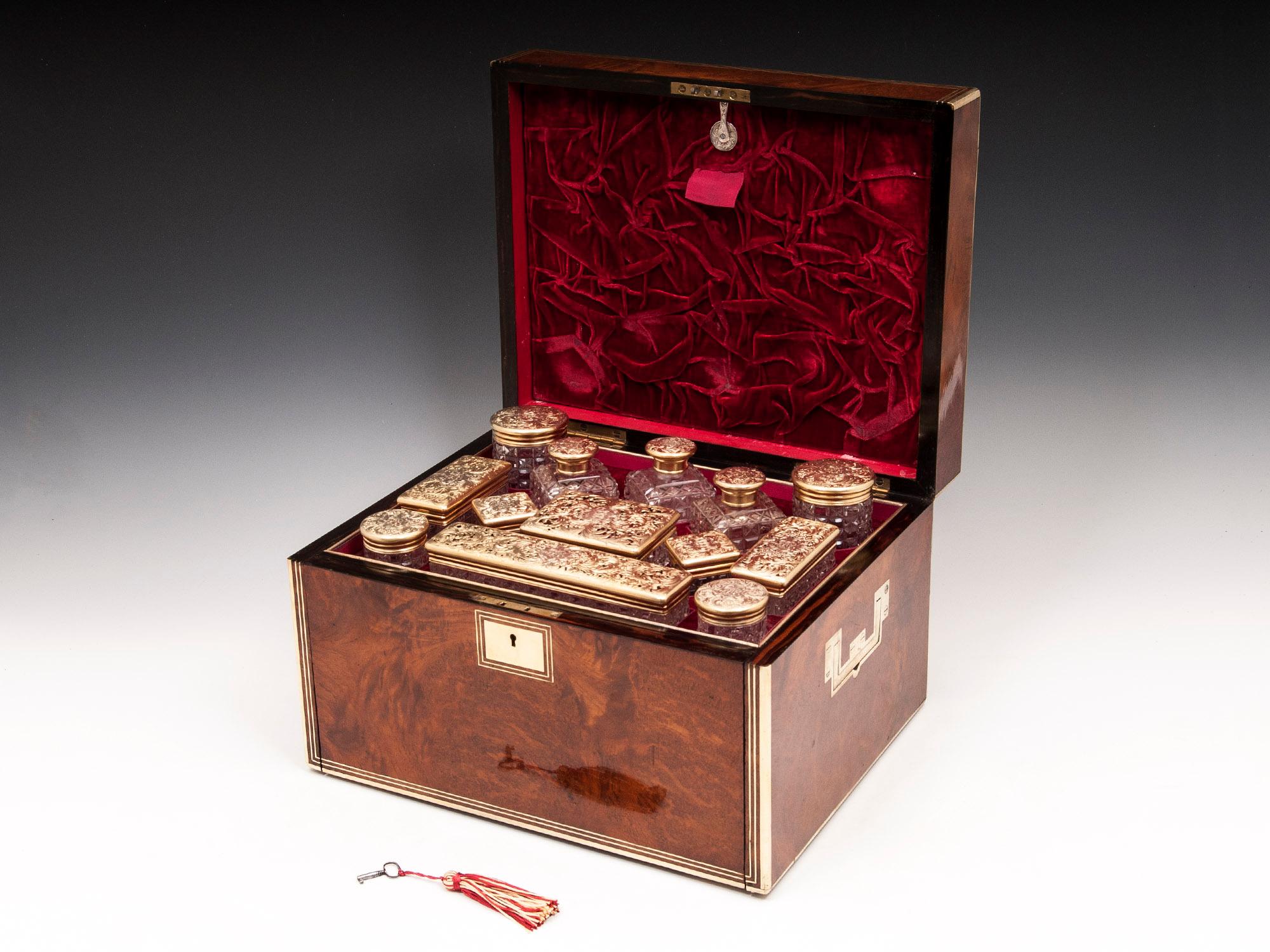 Victorian Amboyna Silver Gilt Dressing Box For Sale 15