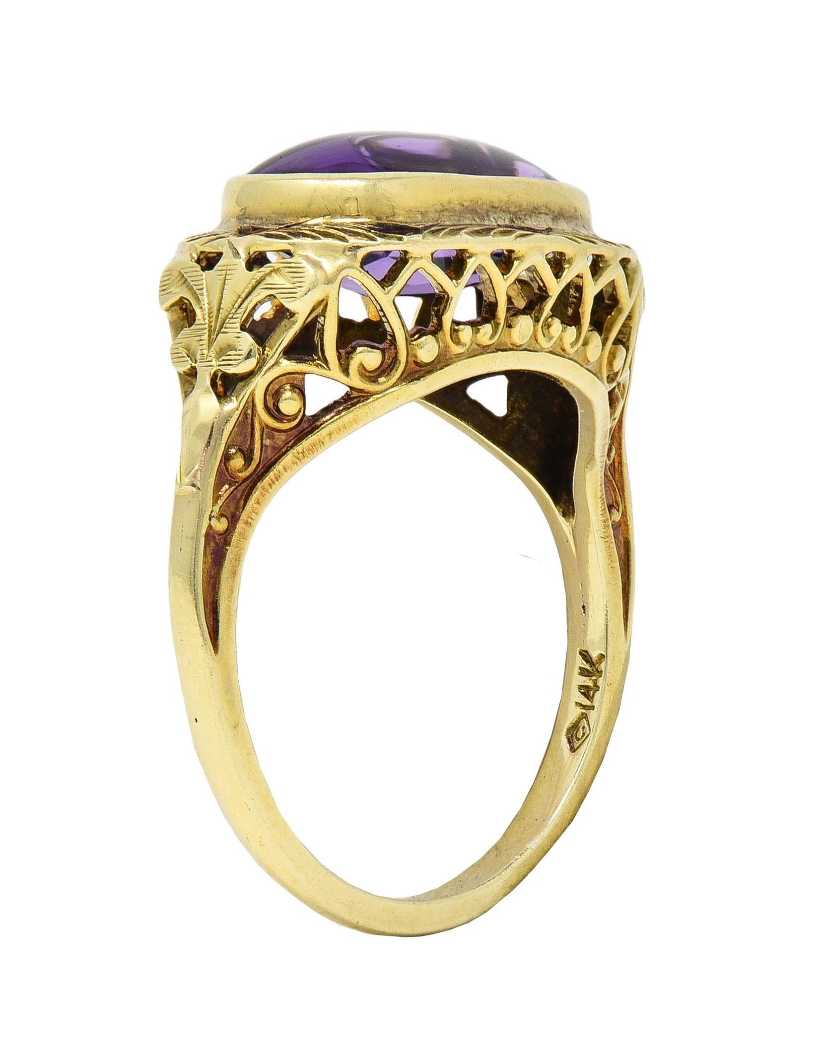 Anillo Antiguo Flor de Lis Corazón Amatista Victoriana de Oro Amarillo de 14 Kilates 5