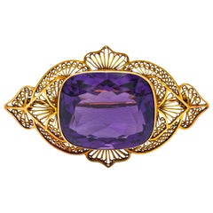 Antique Victorian Amethyst 18 Karat Gold Brooch, circa 1900