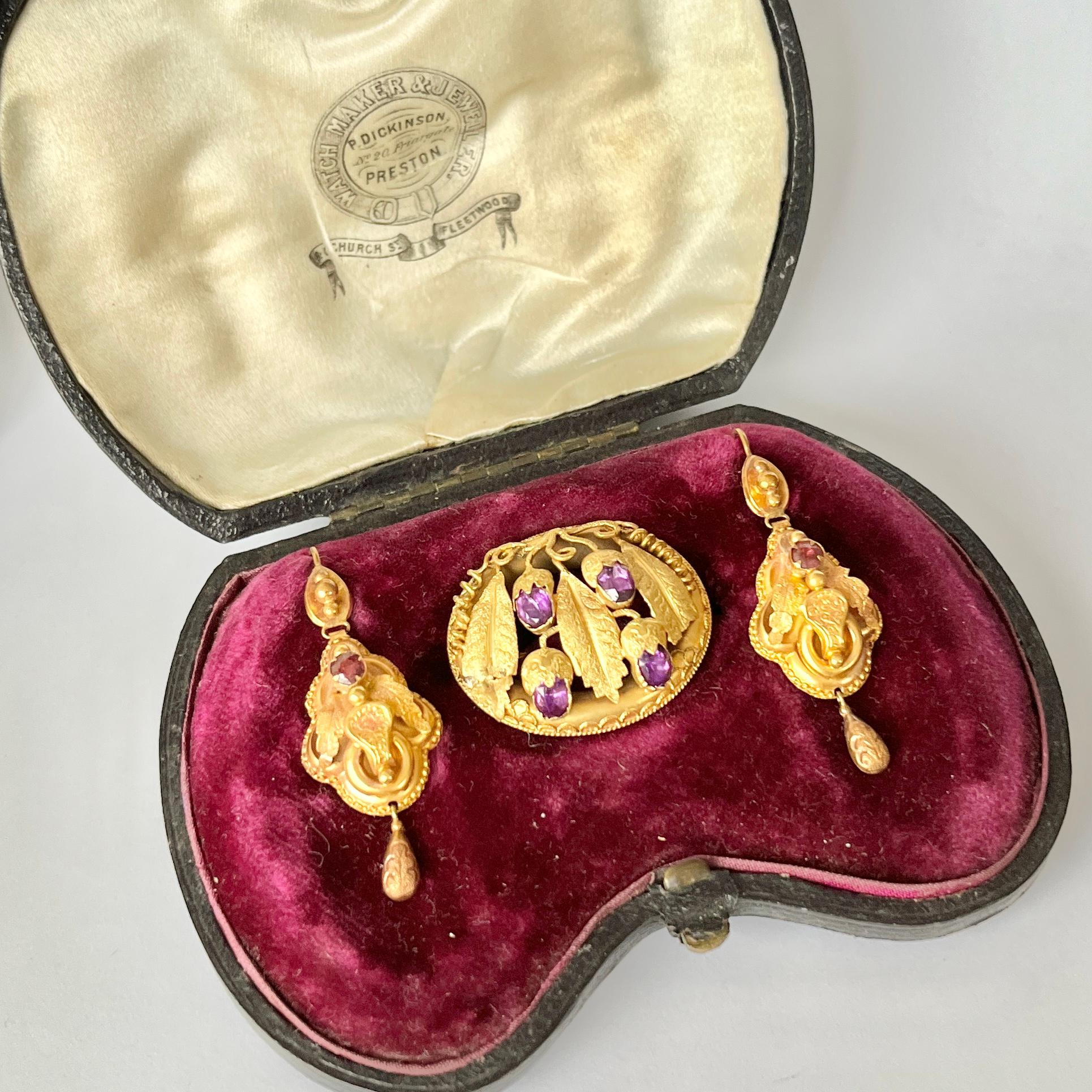 Victorian Amethyst 9 Carat Yellow Gold Brooch and Earring Set In Good Condition For Sale In Chipping Campden, GB
