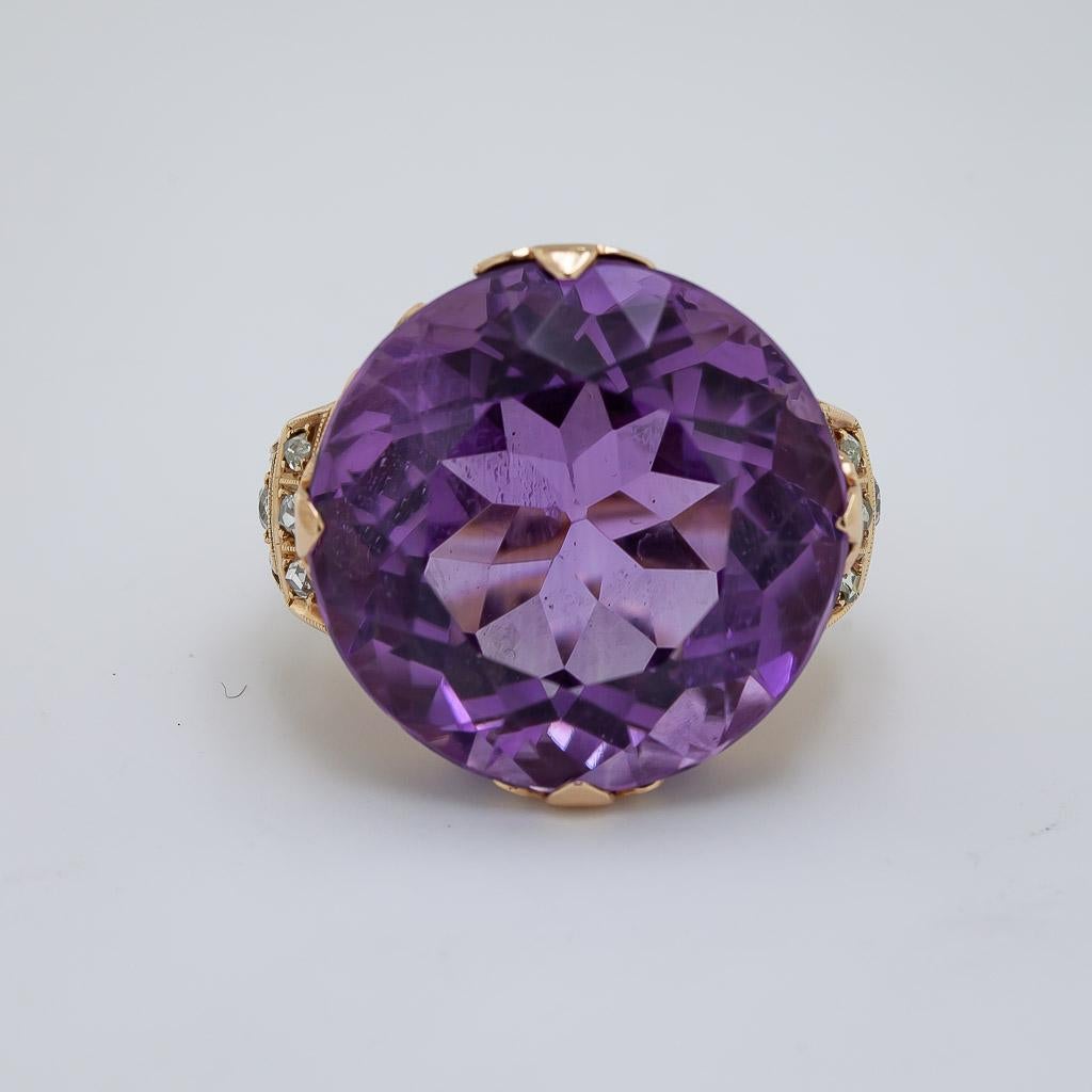 Bague victorienne en or jaune, améthyste et diamant en vente 1
