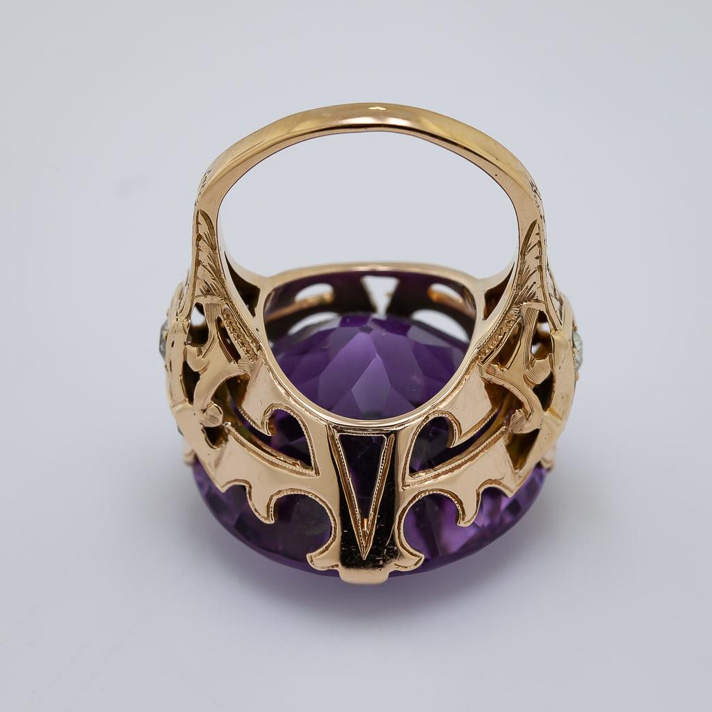 Bague victorienne en or jaune, améthyste et diamant en vente 4