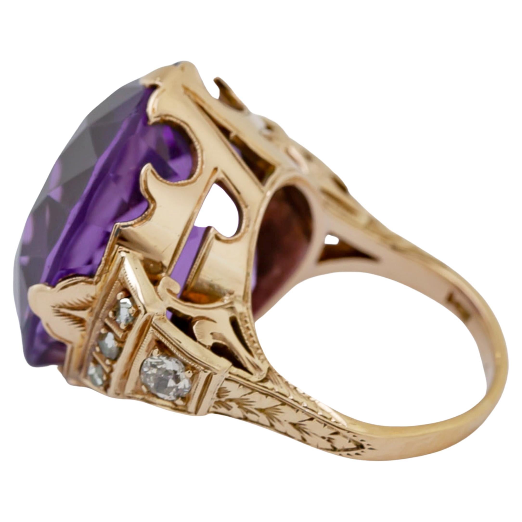 Taille ronde Bague victorienne en or jaune, améthyste et diamant en vente