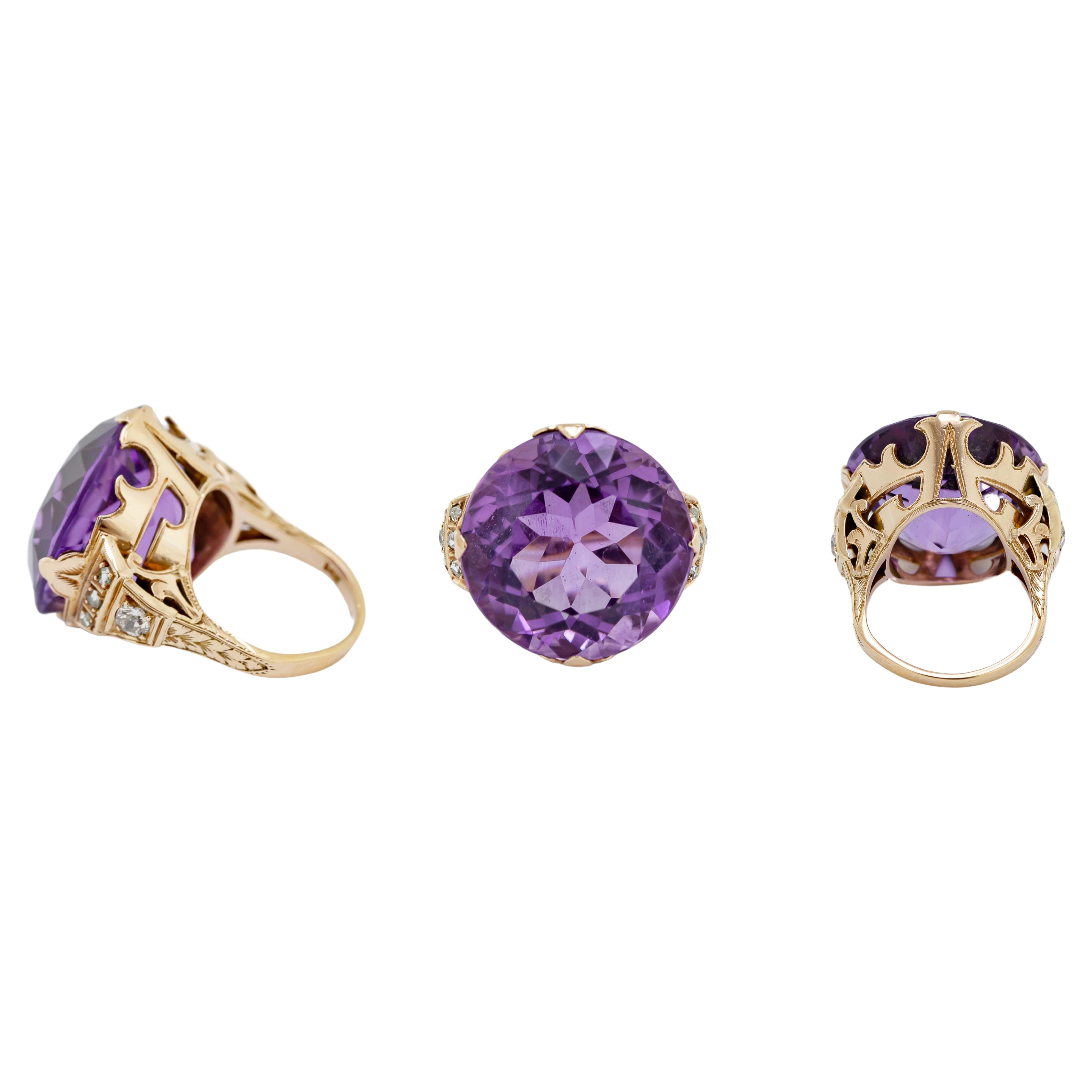 Bague victorienne en or jaune, améthyste et diamant en vente