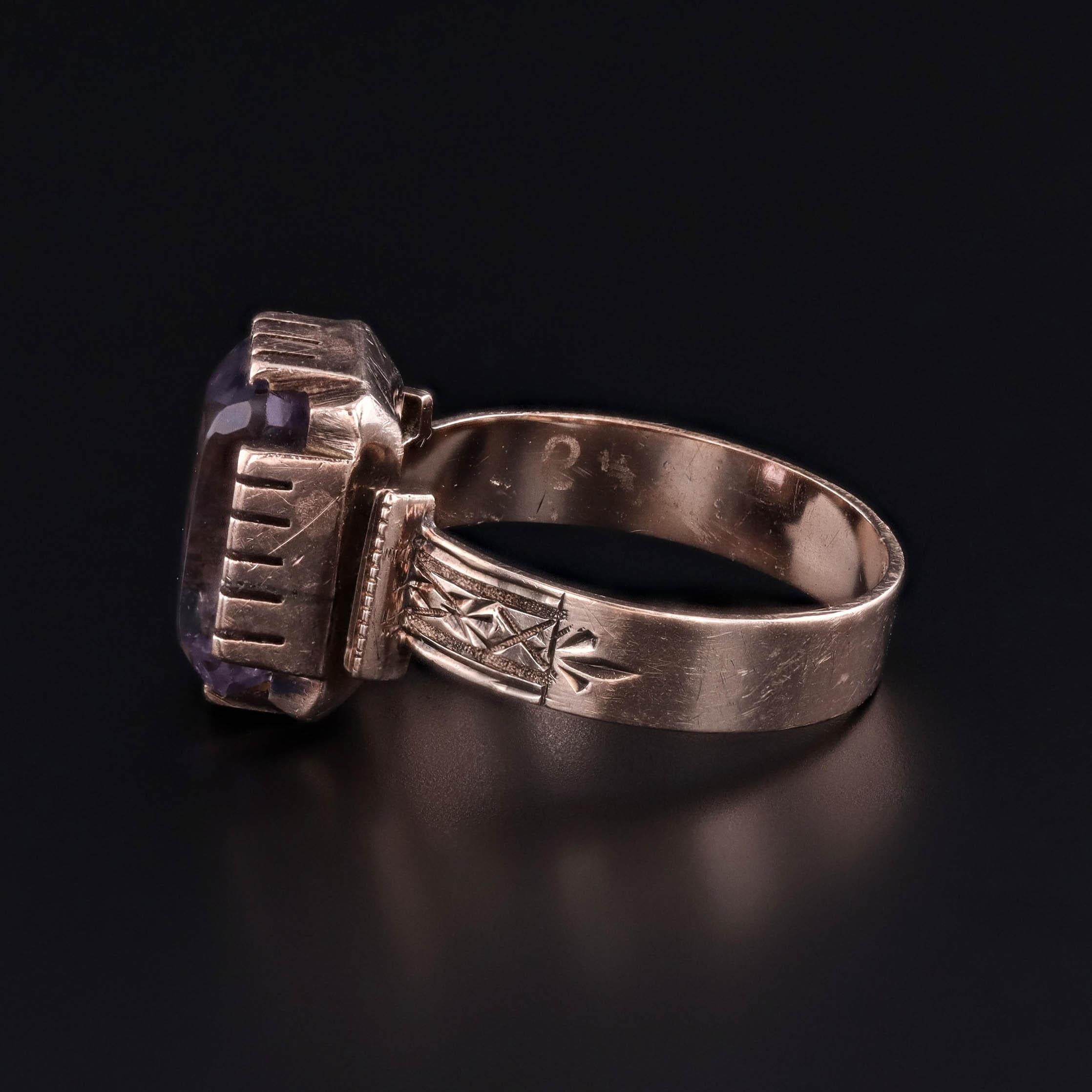 Anillo Victoriano de Amatista de Oro de 8ct Corte cuadrado en venta