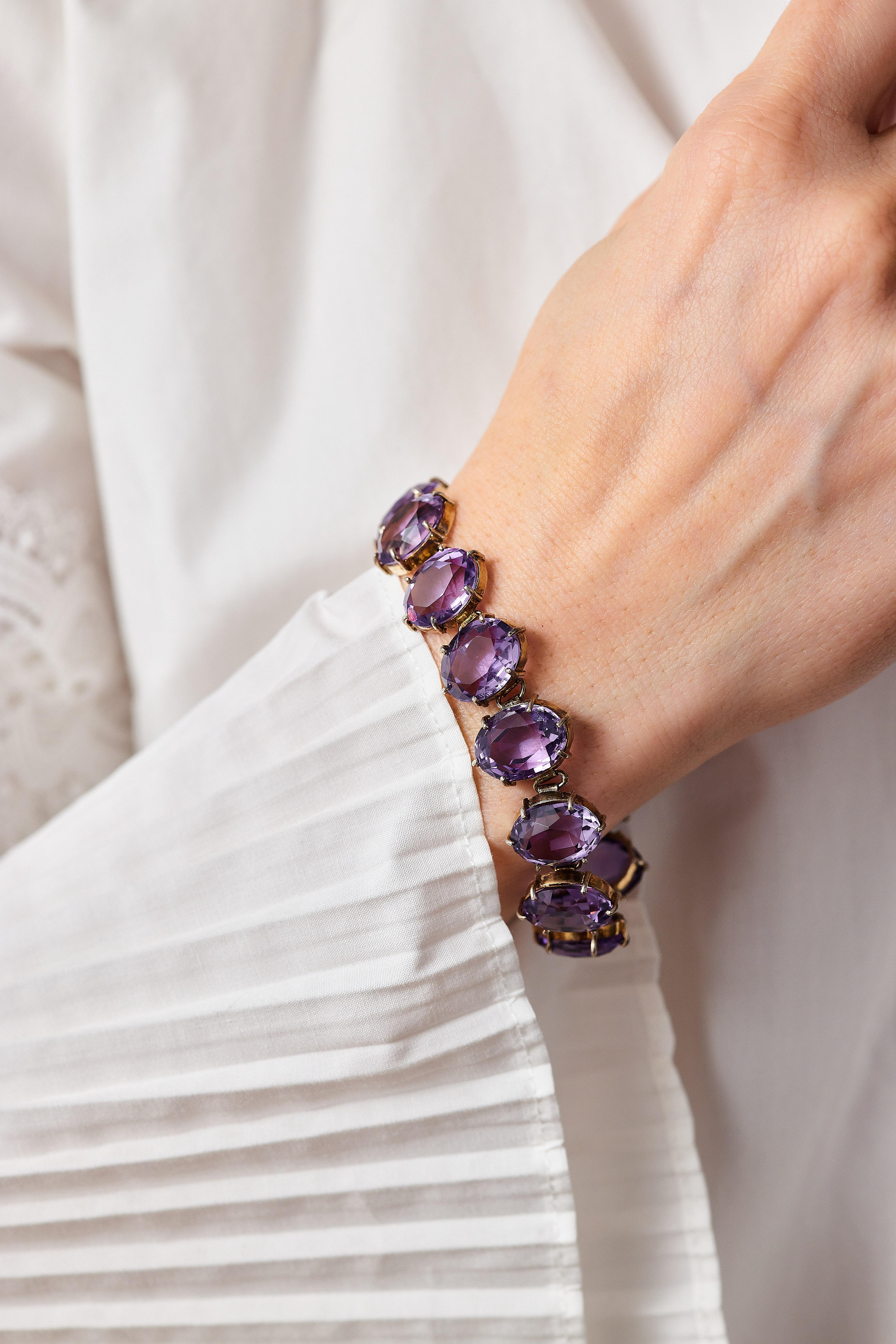 Collana e bracciale vittoriani in ametista rivière, fine XIX secolo In condizioni buone in vendita a Malmö, Skåne län