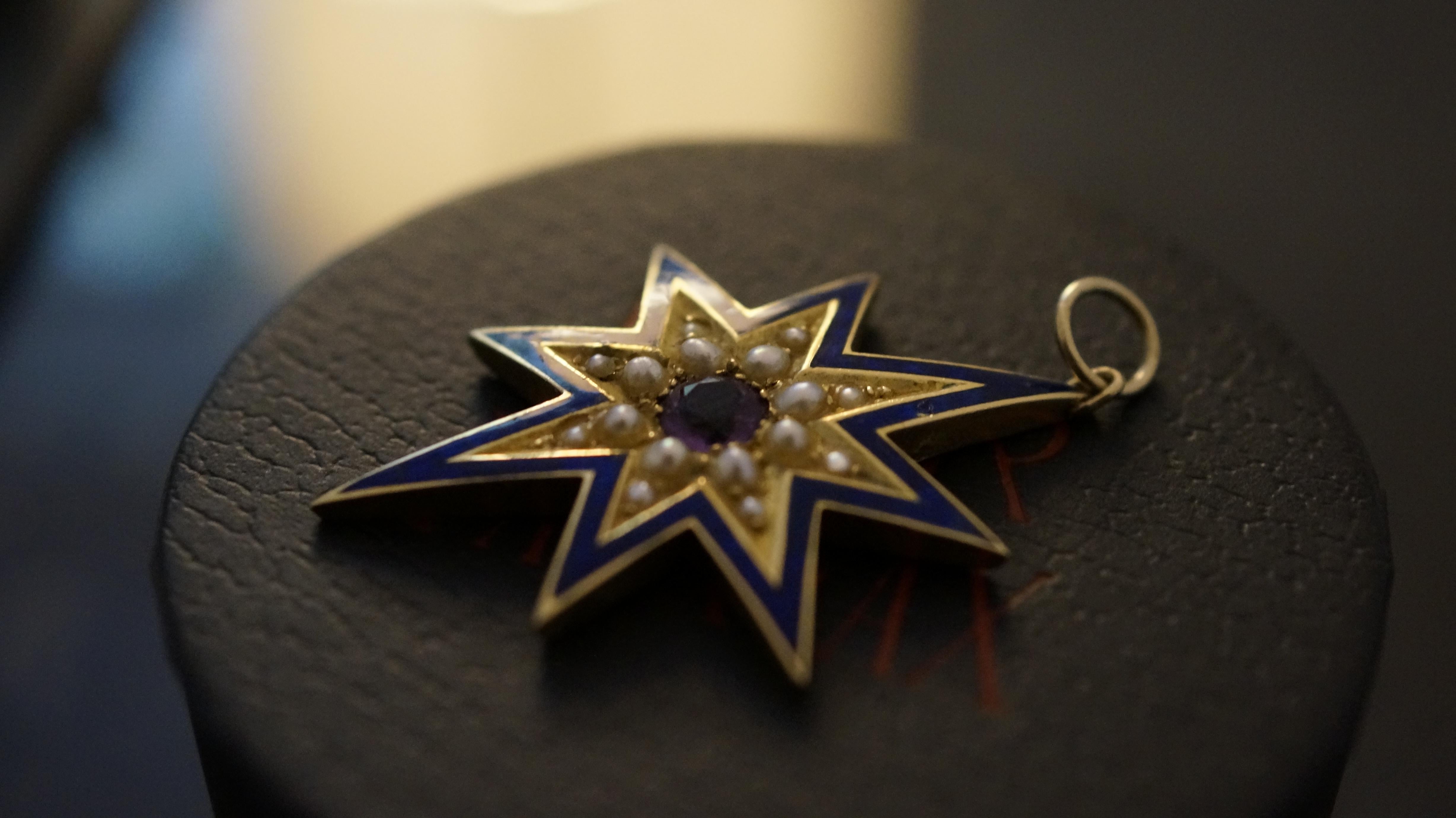 Victorian Amethyst Star Pendent  In Good Condition In Stroud, GB