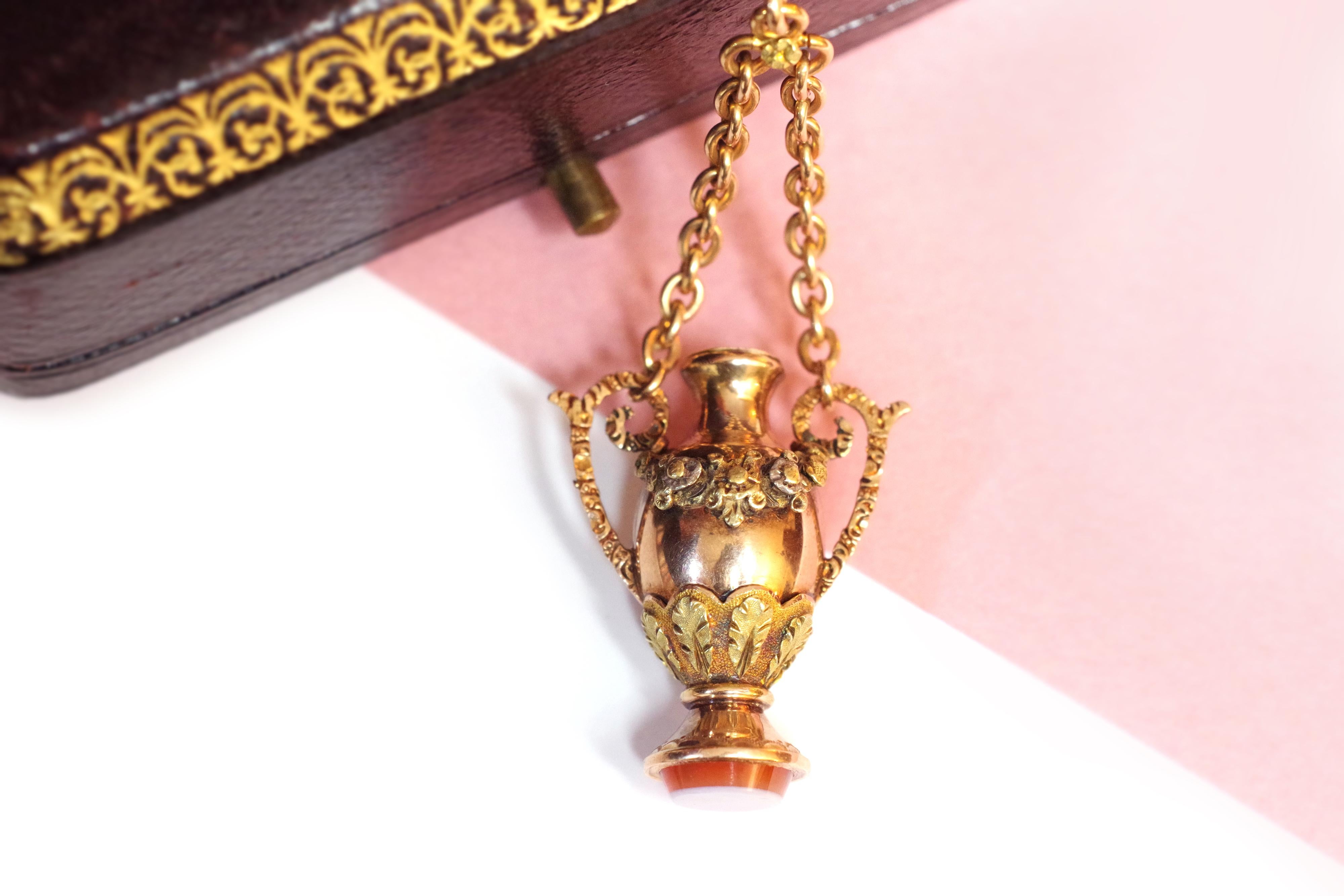 Women's or Men's Victorian Amphora Bottle Pendant in Yellow, Pink and Green Gold 18 Karats For Sale
