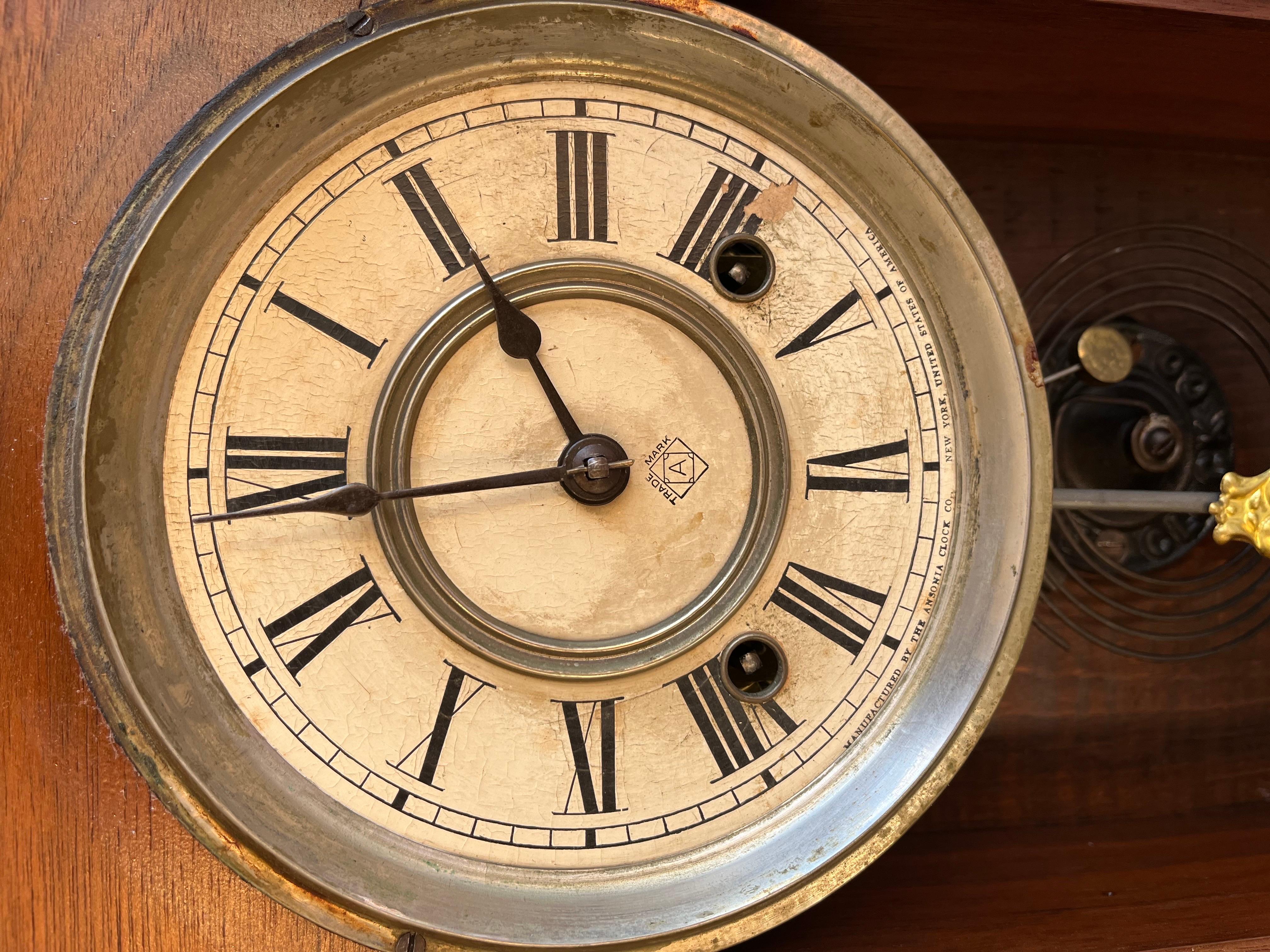 Victorian Ansonia Company Antique 1800s Walnut Brass Mantel  Pendulum Clock For Sale 2