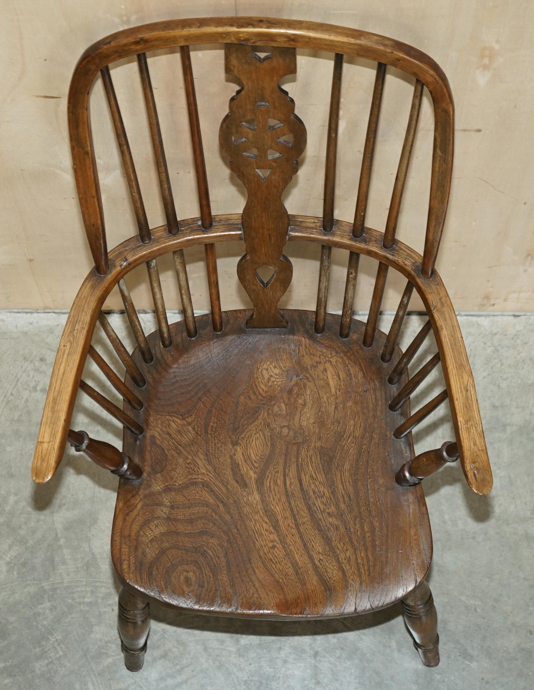 Victorian Antique 19th Century Elm Wheel Hoop Back West Country Windsor Armchair For Sale 10