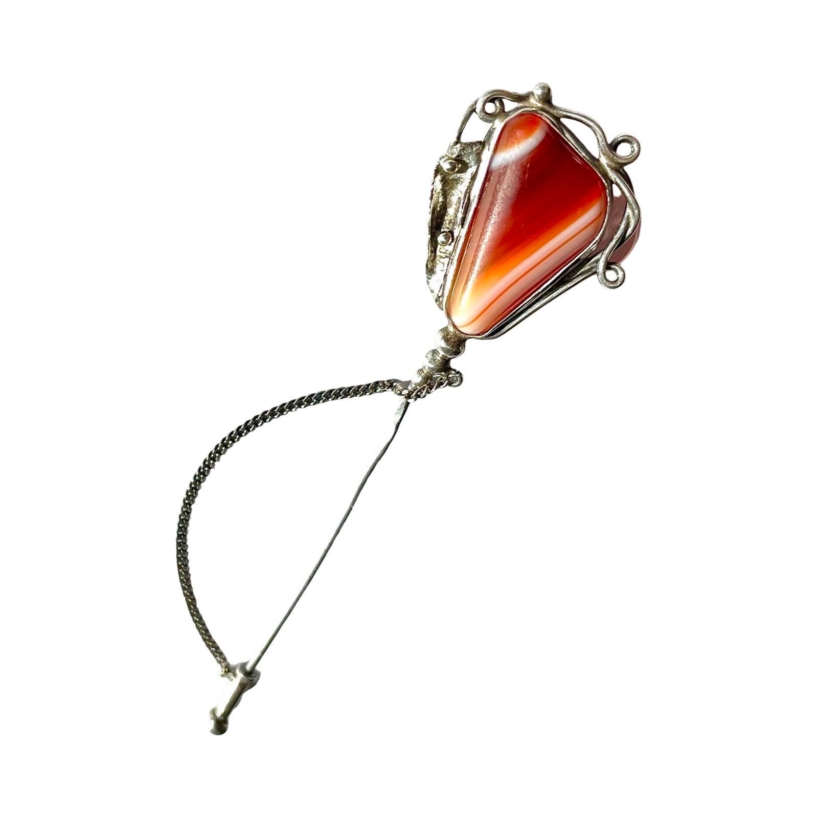 Victorian antique banded carnelian set in 925 sterling silver, collectible stone For Sale 1