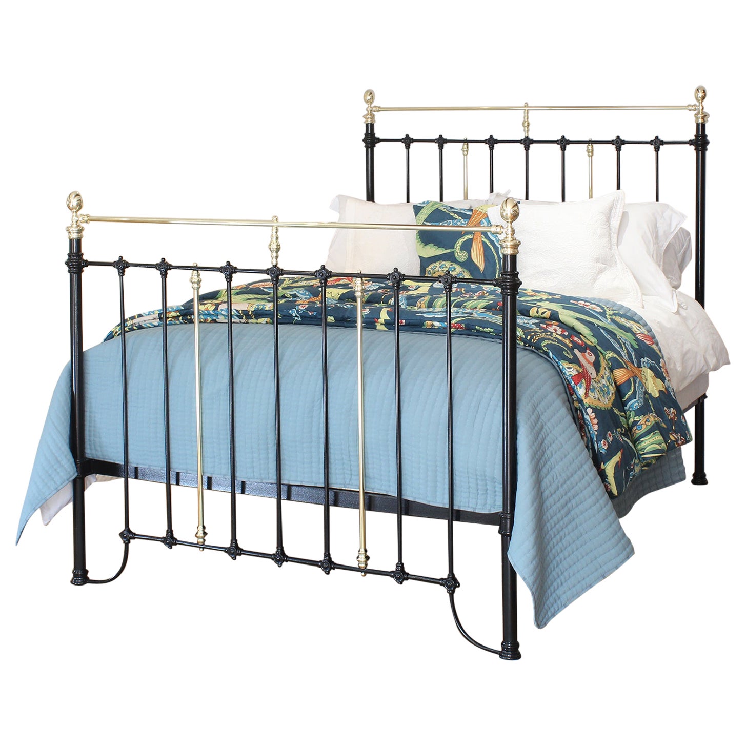 Victorian Antique Bed in Black, MK287