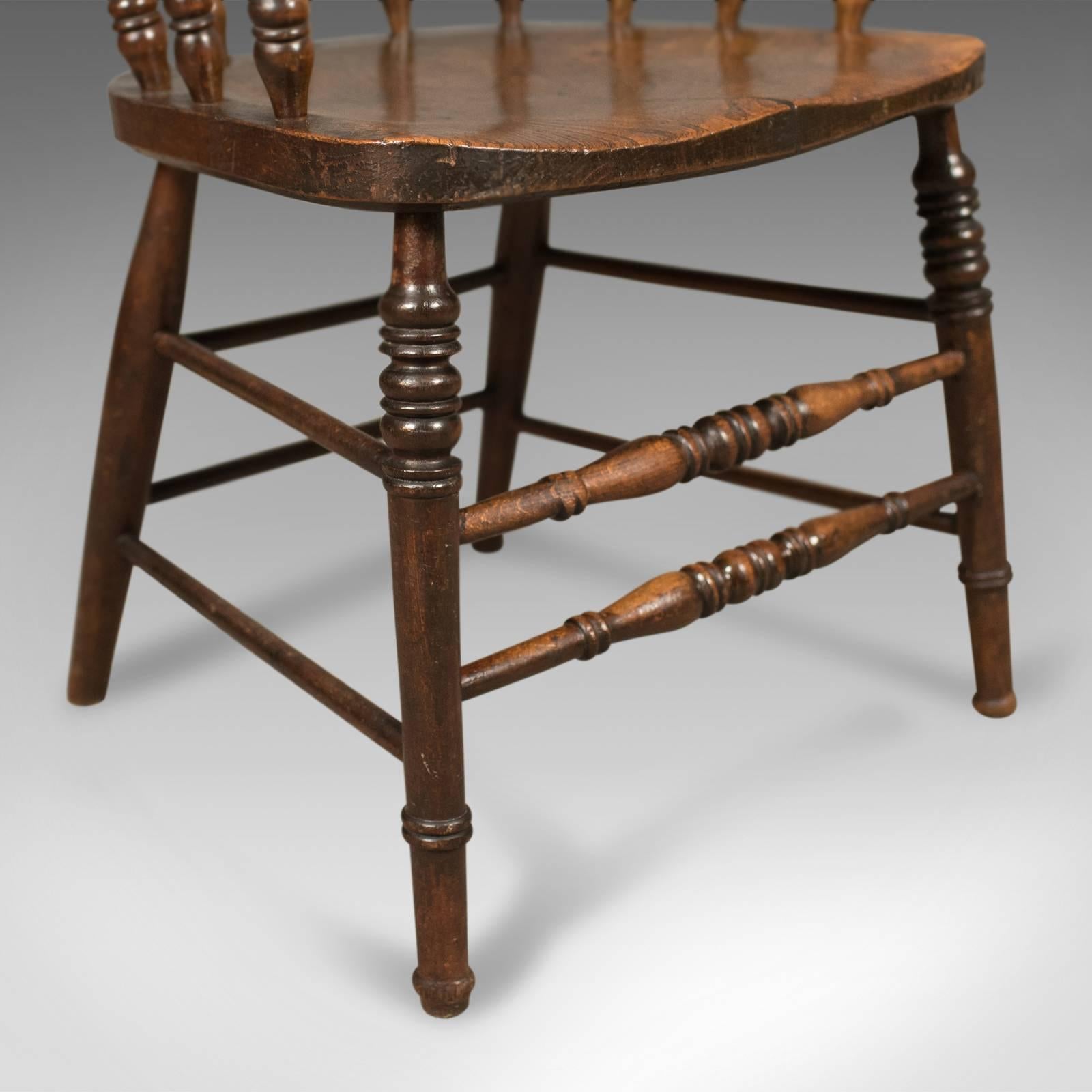 19th Century Victorian Antique Bow-Back Chair, English Elm Windsor, circa 1870