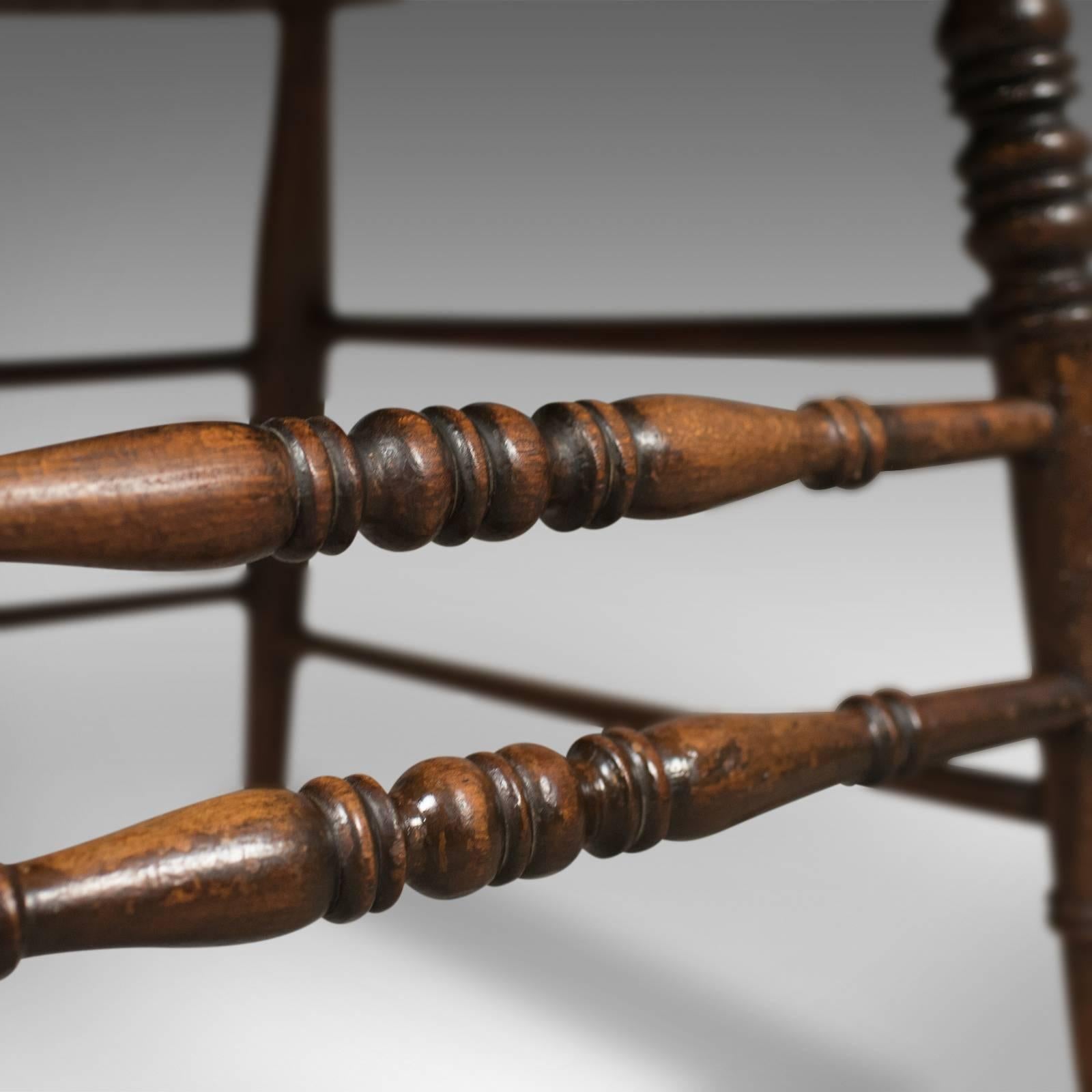 Victorian Antique Bow-Back Chair, English Elm Windsor, circa 1870 1