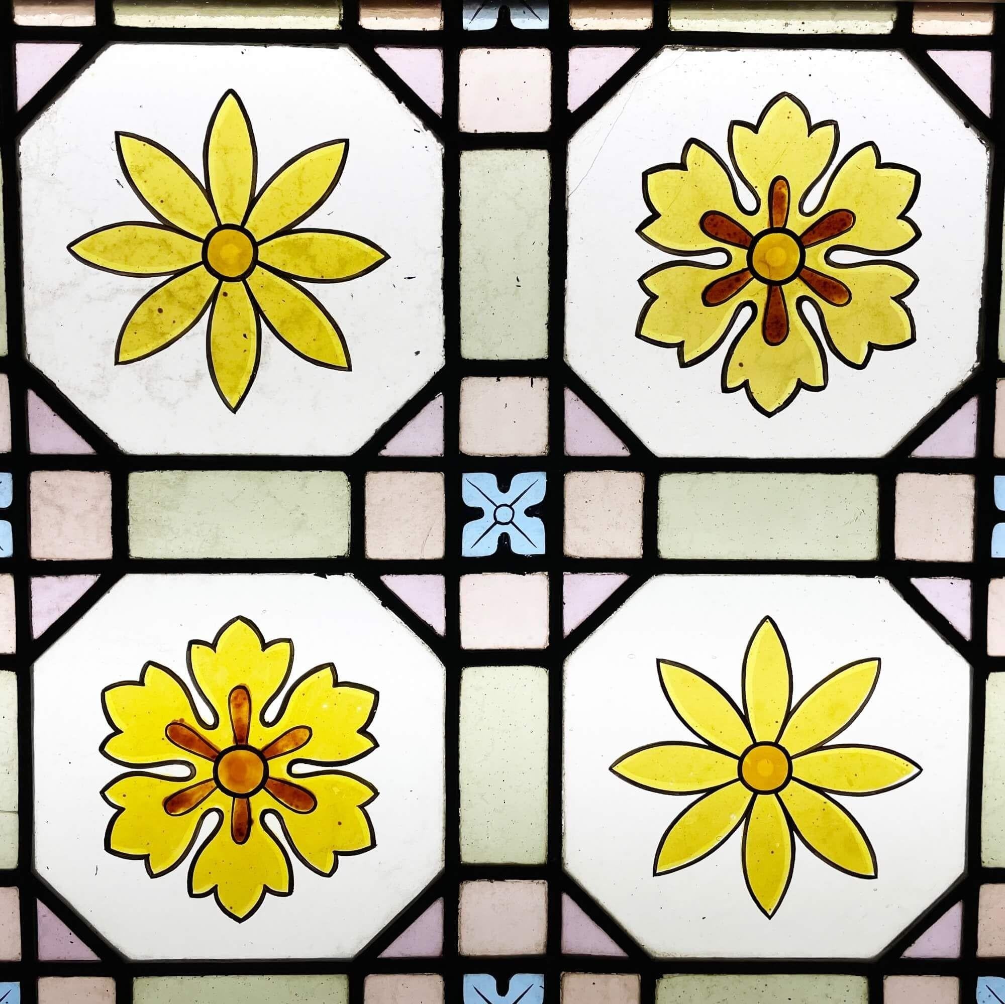 English Victorian Antique Floral Stained Glass Window For Sale