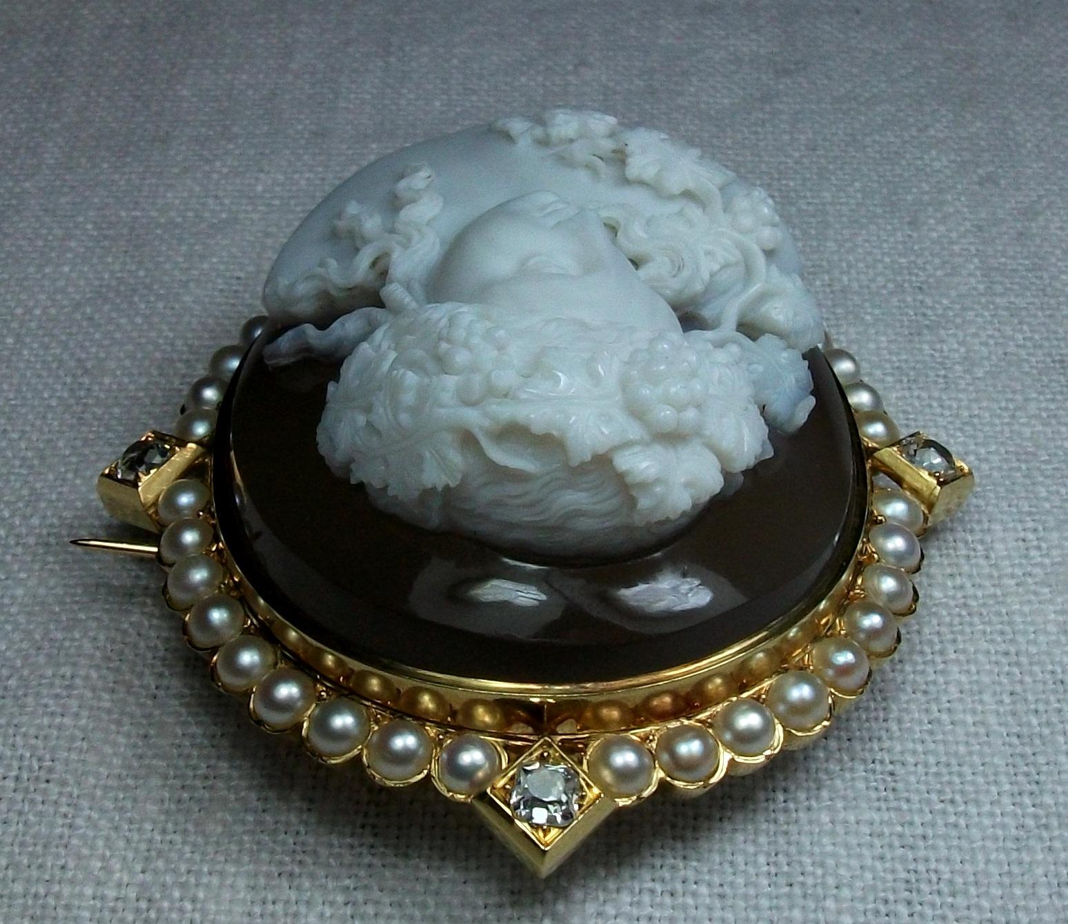 Victorian Antique Gold Diamonds Hard Stone God Dionysus Cameo Brooch 11