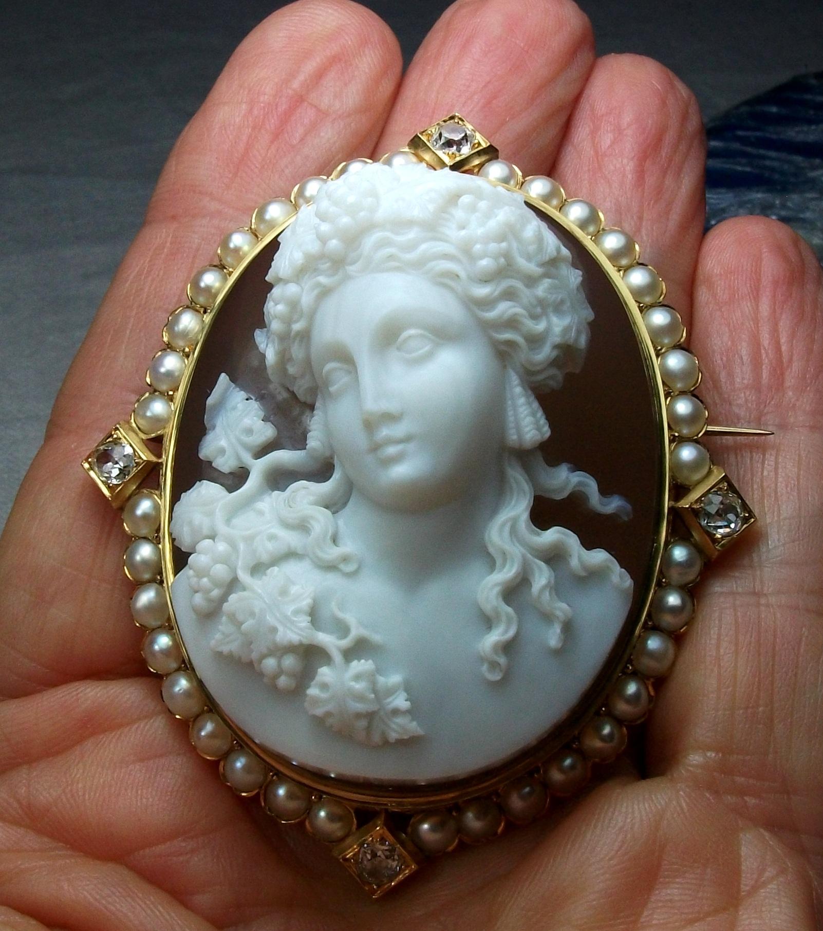 common cameo stone