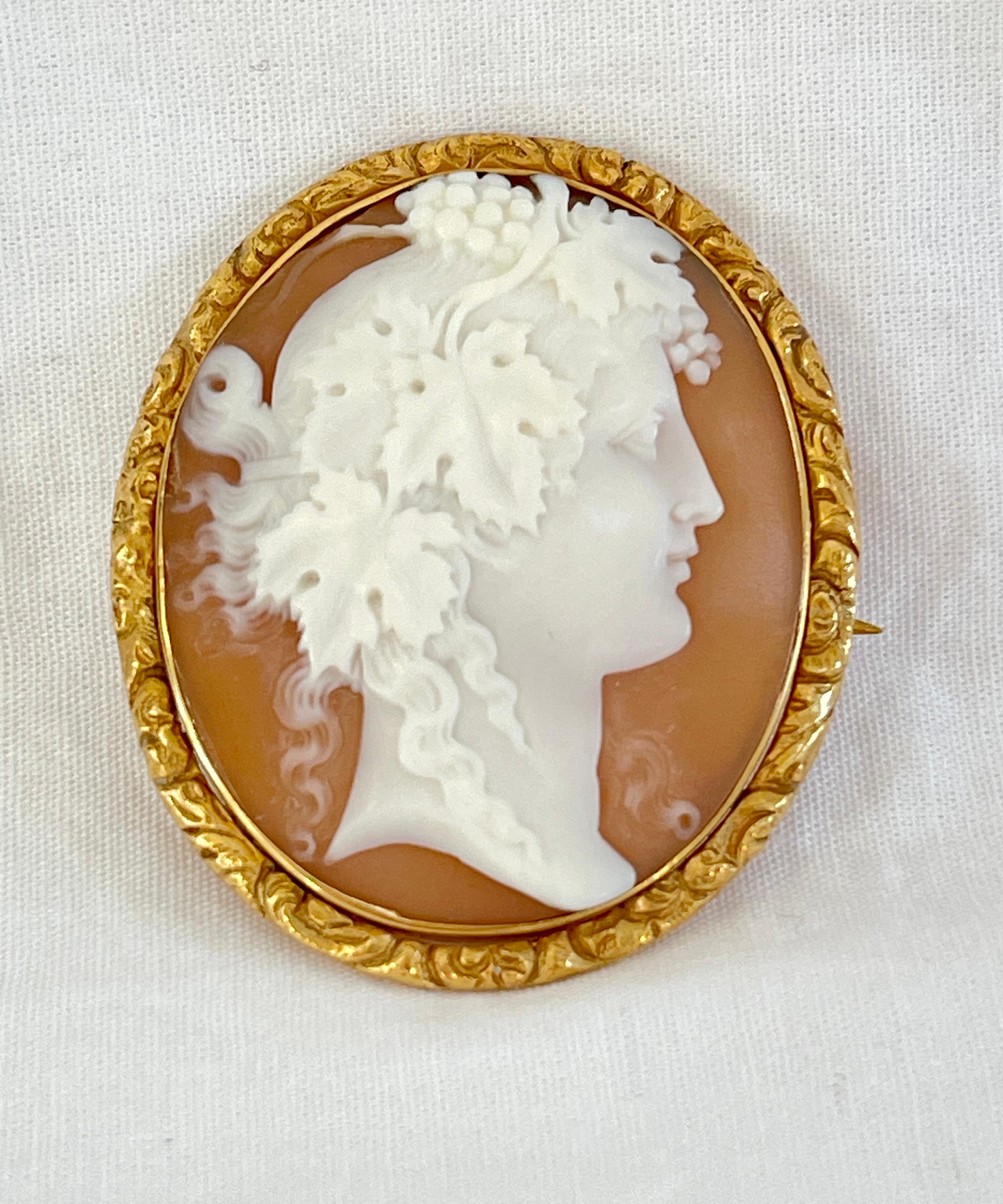 Victorian Antique Hand Carved Cameo Brooch of Dionysus 9ct Yellow Gold C1890s In Good Condition For Sale In Mona Vale, NSW