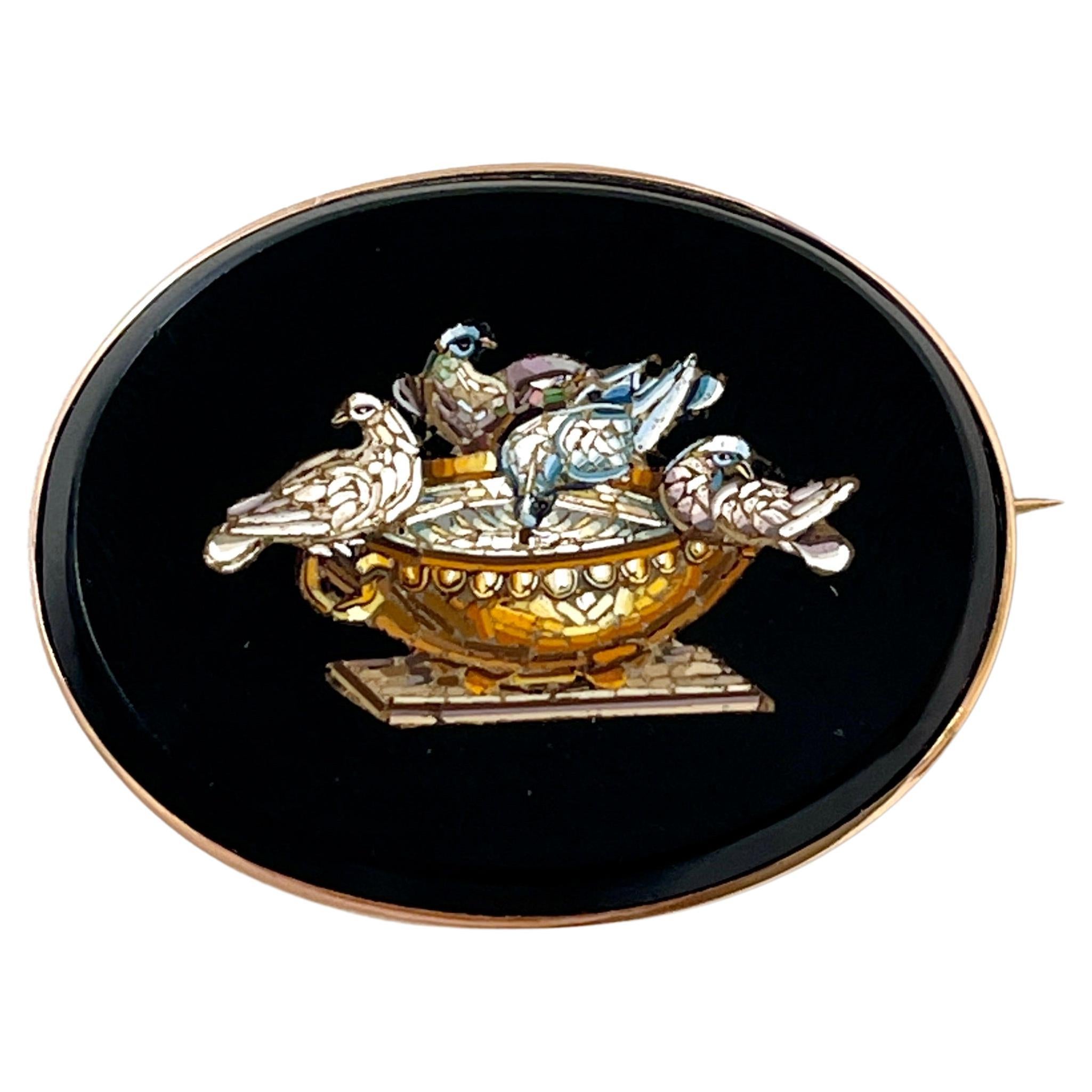 Victorian Antique Micro Mosaic Brooch 'Doves of Pliny' 15ct Rose Gold c1880s For Sale