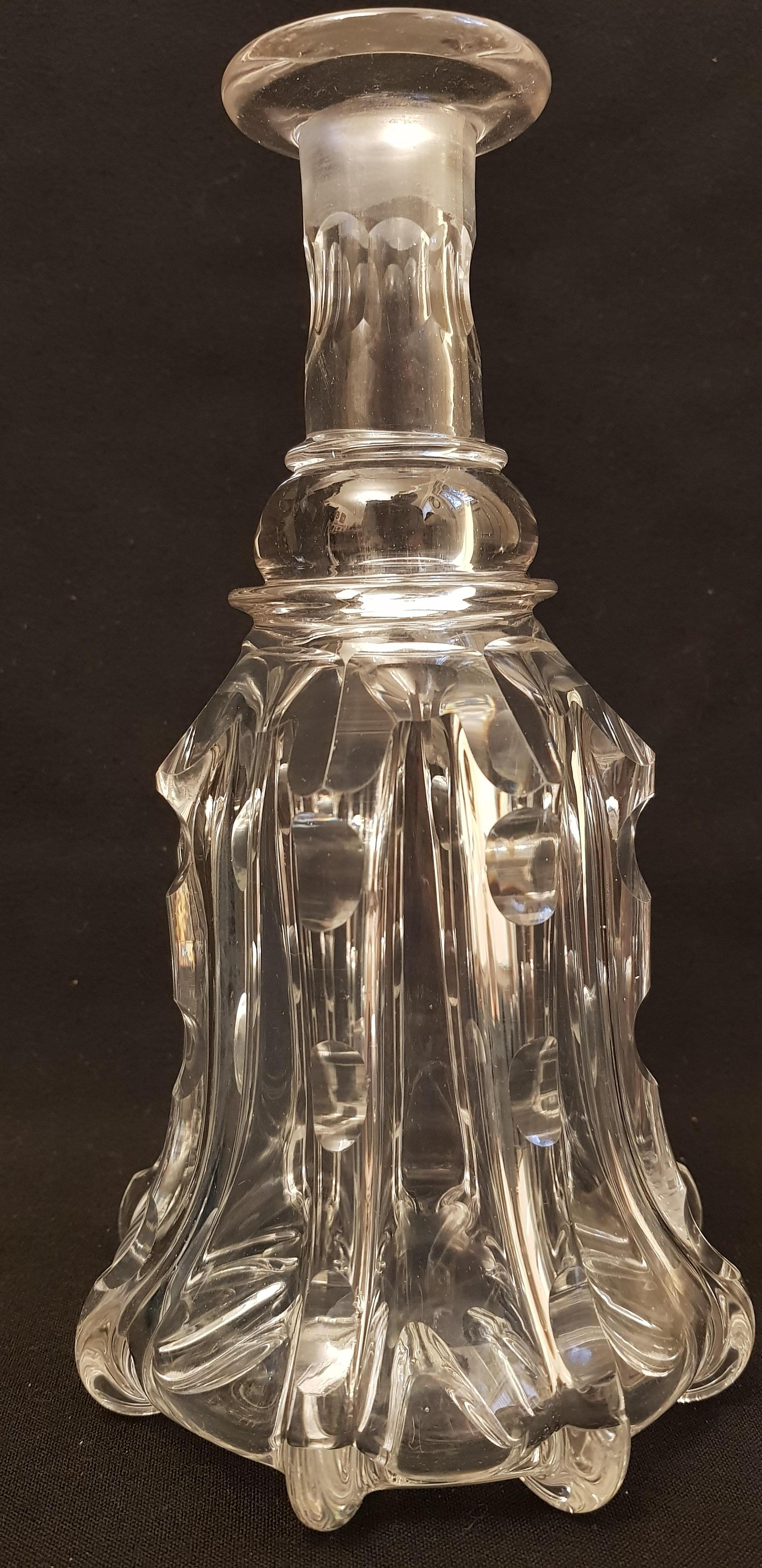 bell shaped decanter