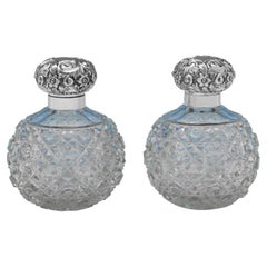 Pareja antigua victoriana de frascos de perfume de plata de ley, Birmingham 1898