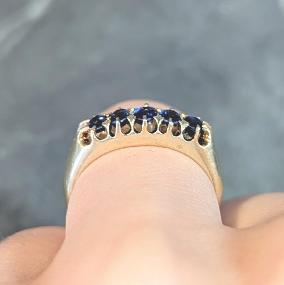 Victorian Antique Sapphire 14 Karat Yellow Gold Five Stone Foliate Band Ring For Sale 7