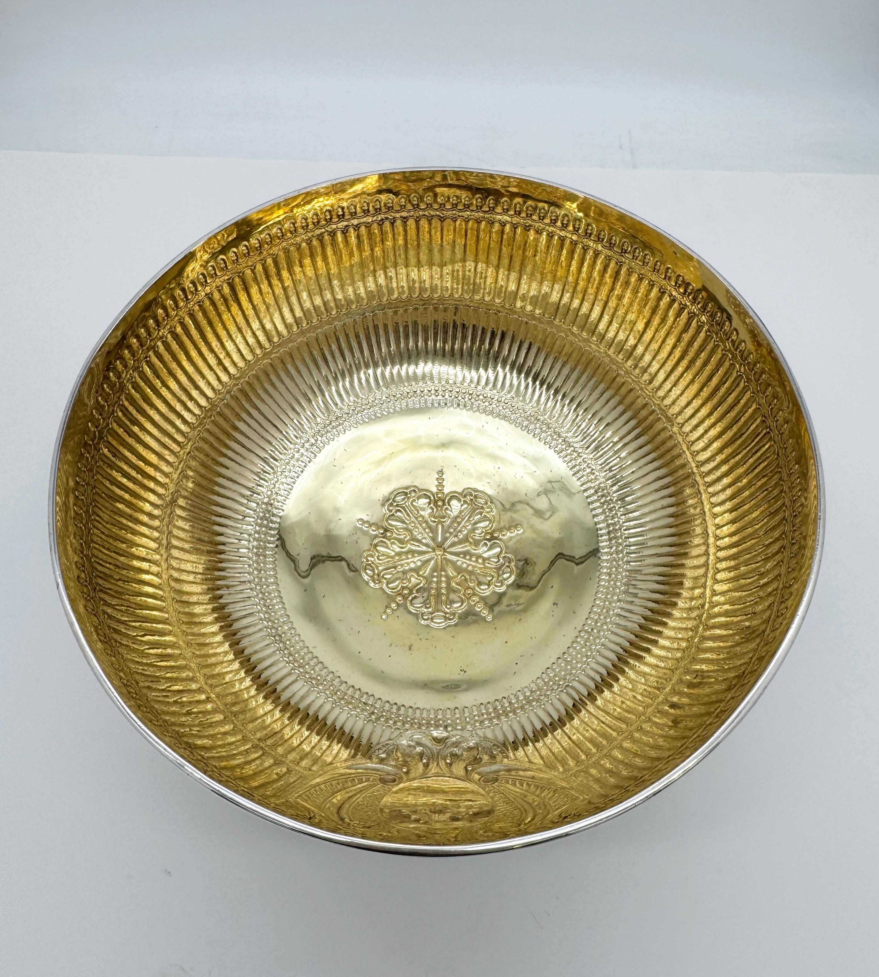 Victorian Antique Silver Bowl For Sale 8