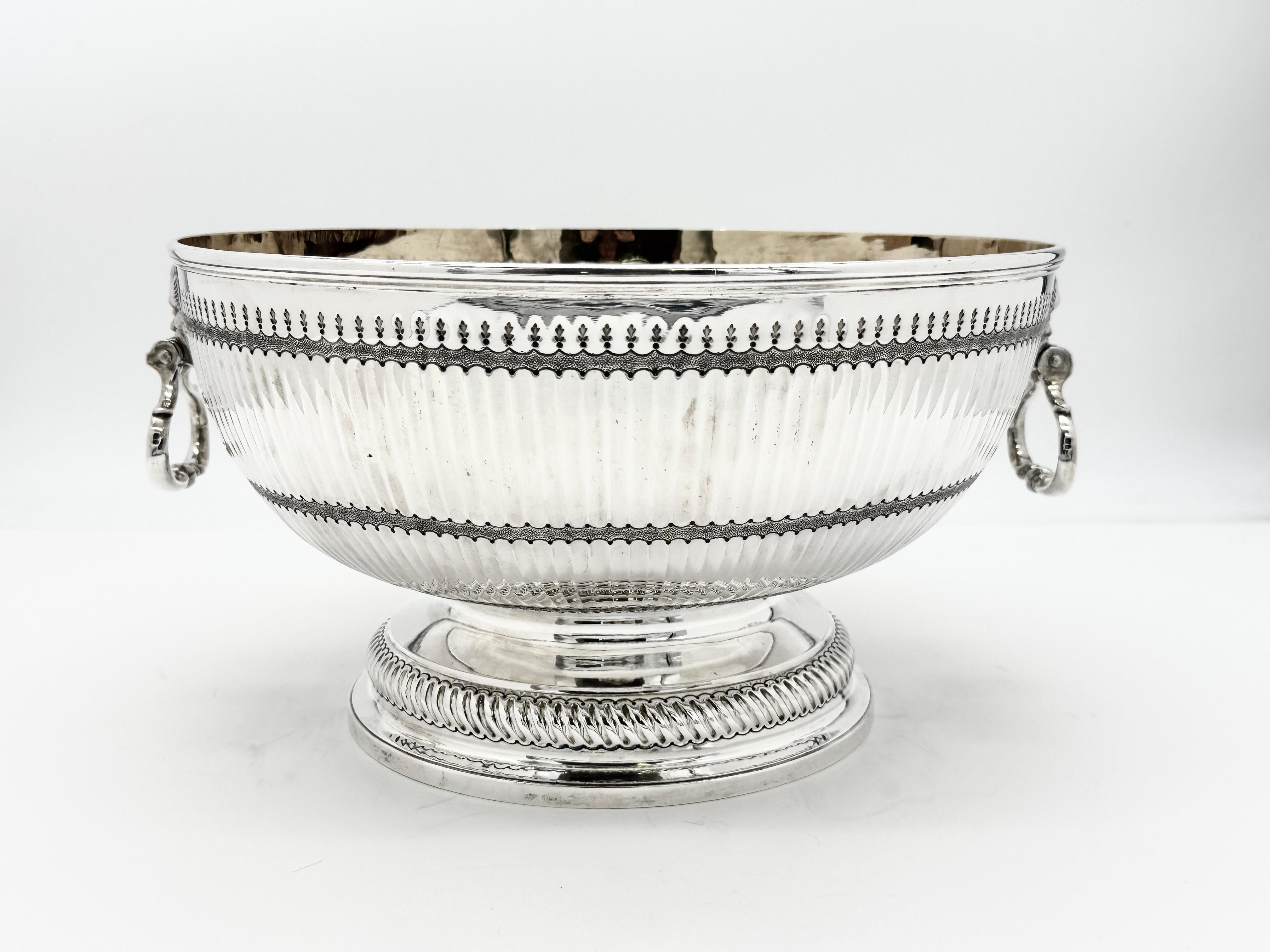 Victorian Antique Silver Bowl For Sale 3