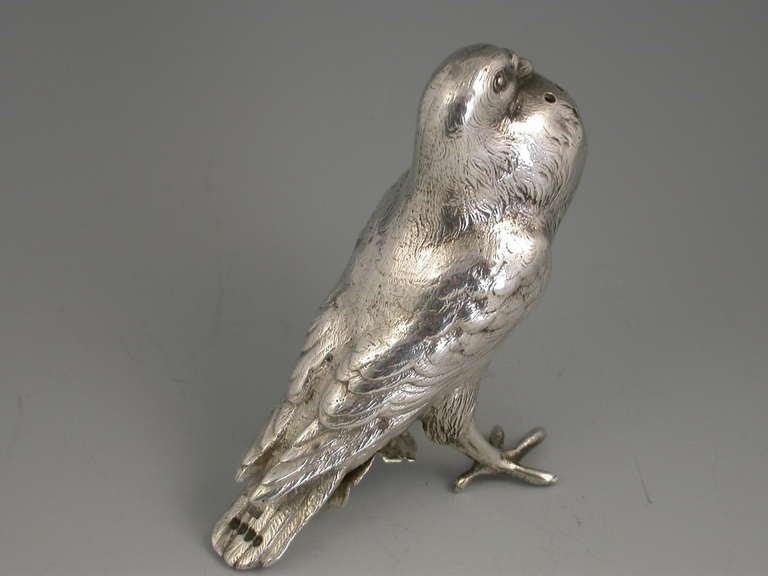 Victorian Antique Silver Fancy Pigeon Pepper James Barclay Hennell, London, 1879 For Sale 1