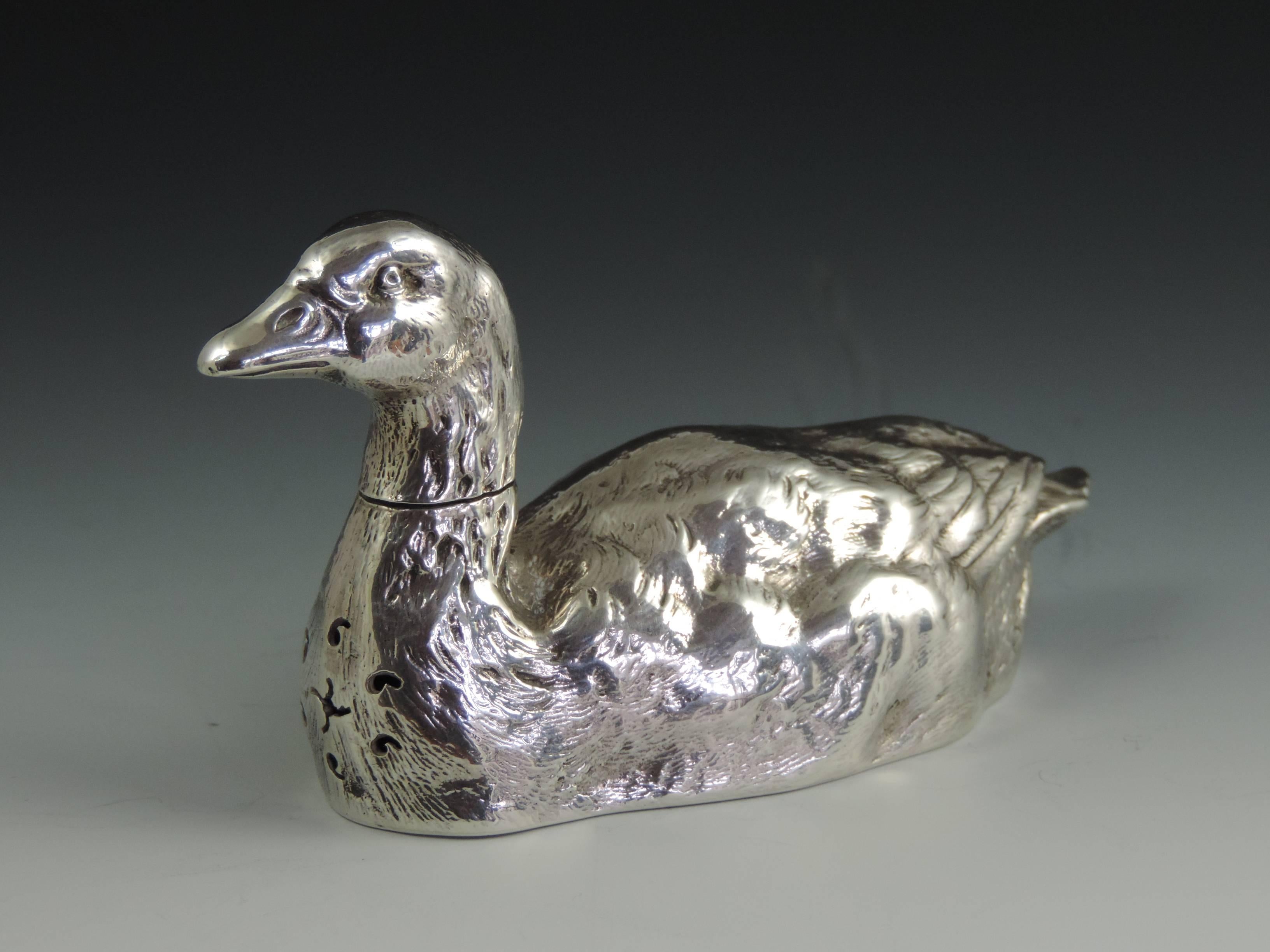 Victorian Antique Silver 'Farmyard Goose' Novelty Pepper, London, 1883 2