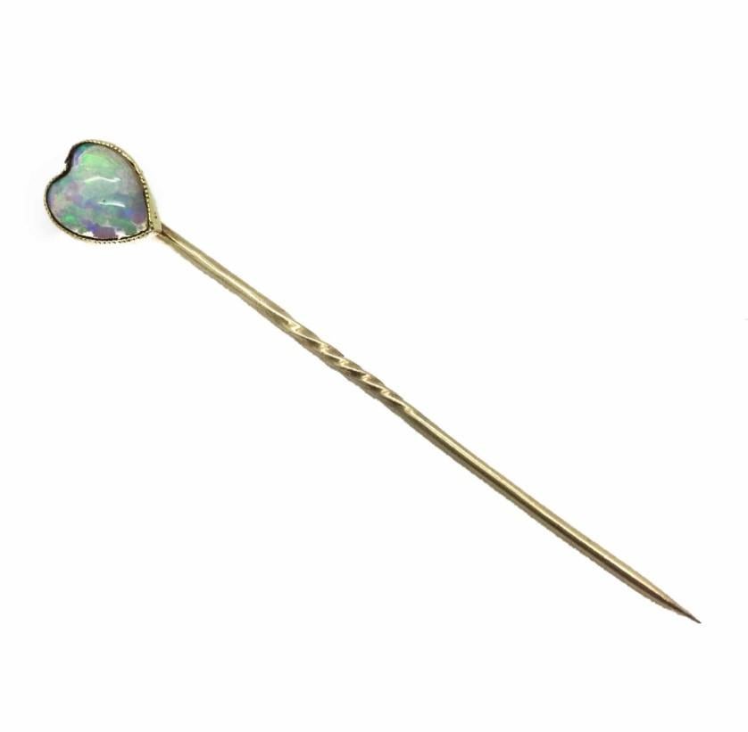 Victorian Antique Solid 9ct Gold & Natural Opal Heart Stick Pin 1890s In Good Condition For Sale In Wilmslow, GB