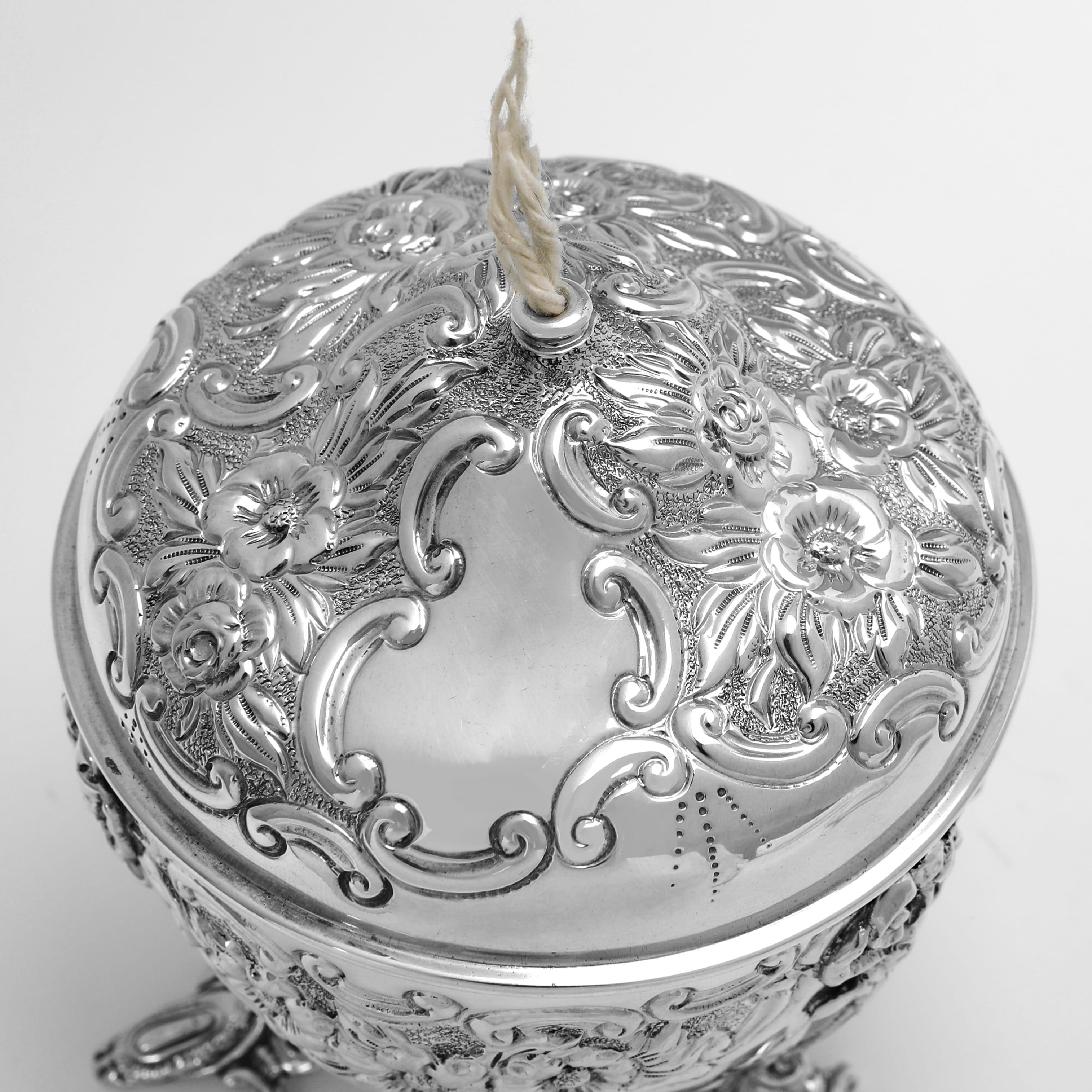 Caja de cuerda victoriana antigua de plata de ley fabricada en Londres en 1900 en Bueno estado para la venta en London, London