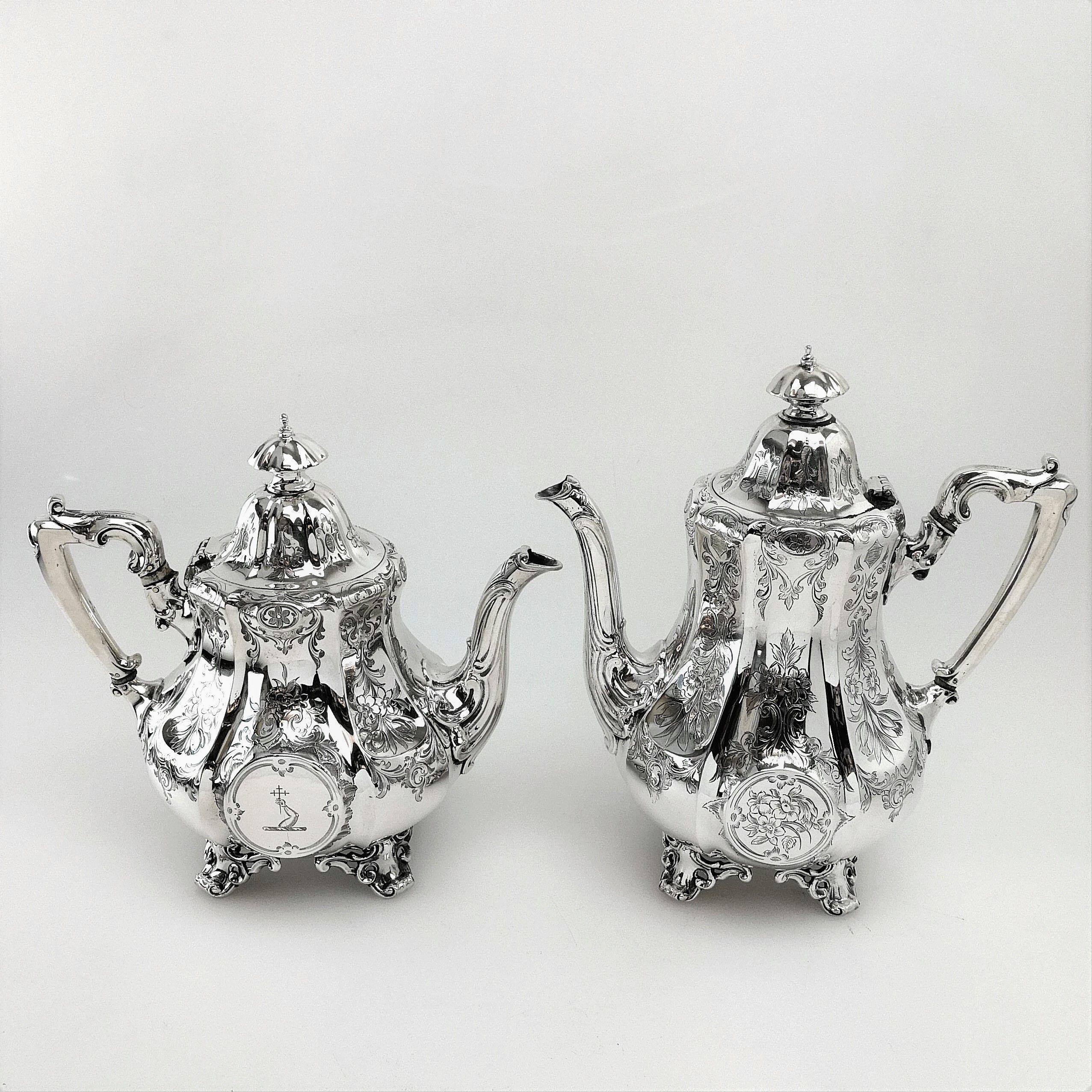 Victorian Antique Sterling Silver Tea Set 5-Piece 1852 Teapot Coffee Pot Kettle In Good Condition In London, GB