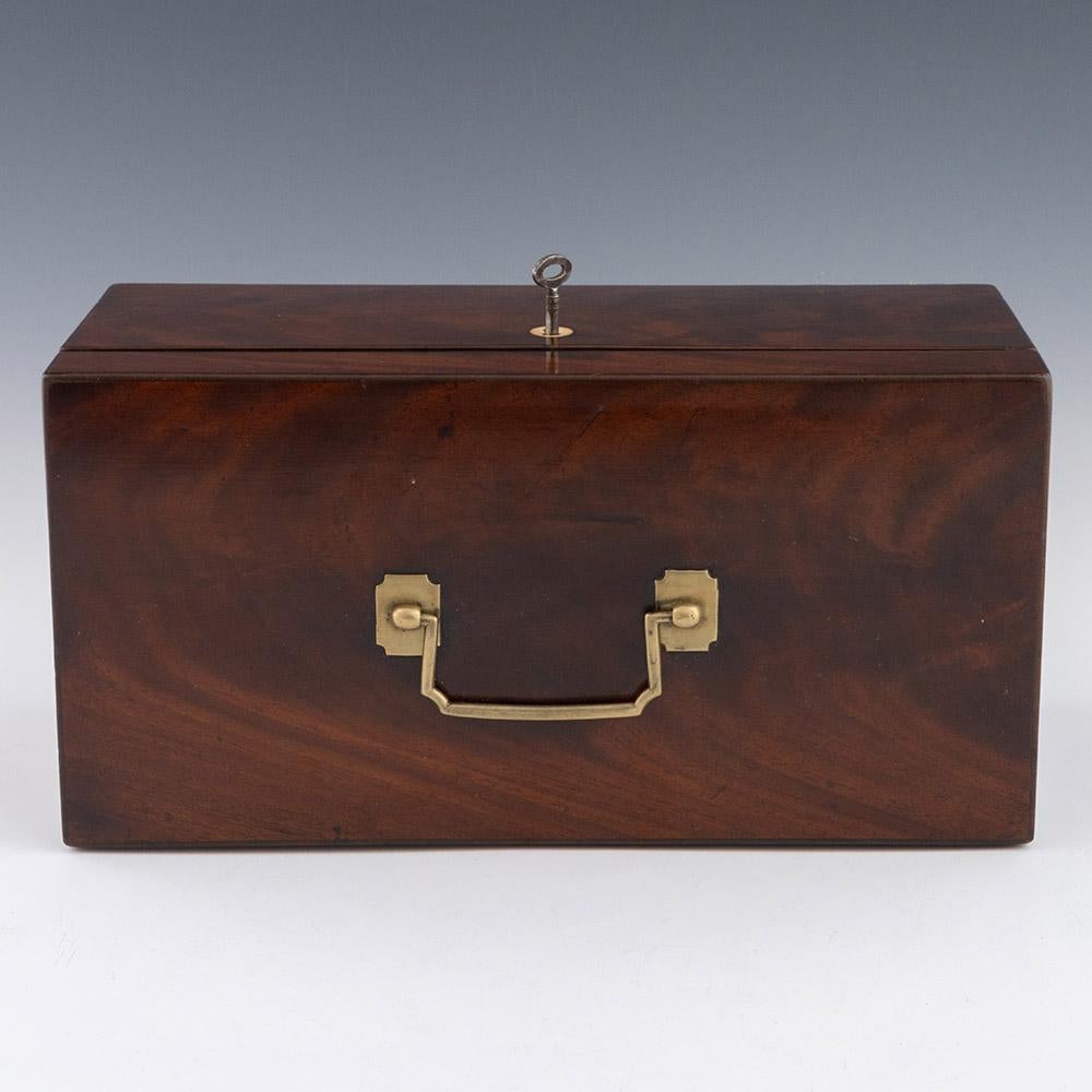 Victorian Antique Tea Caddy in Mahogany c1840 For Sale 1