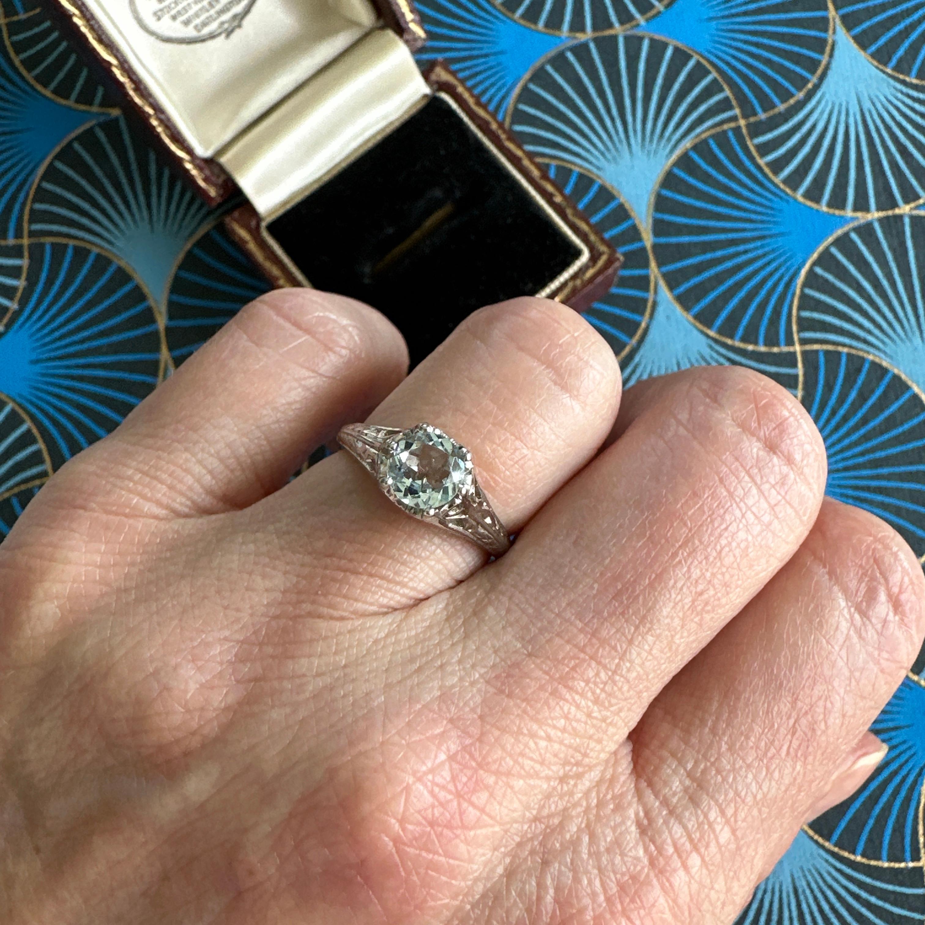 Victorian Aquamarine 14K White Gold Filigree Ring For Sale 3