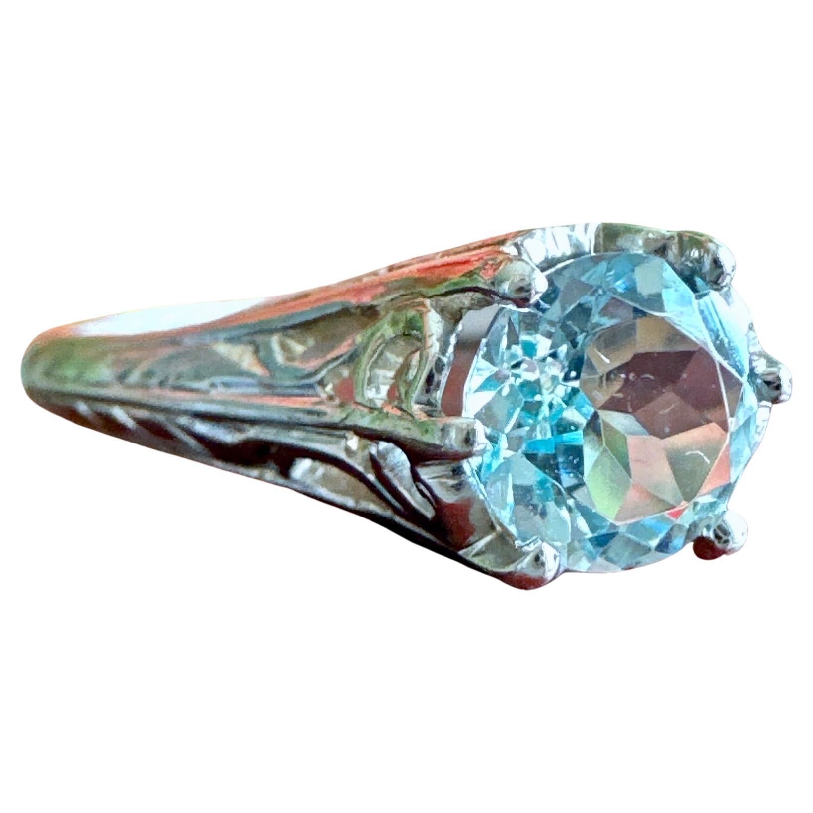 Anillo victoriano de filigrana de aguamarina en oro blanco de 14 quilates