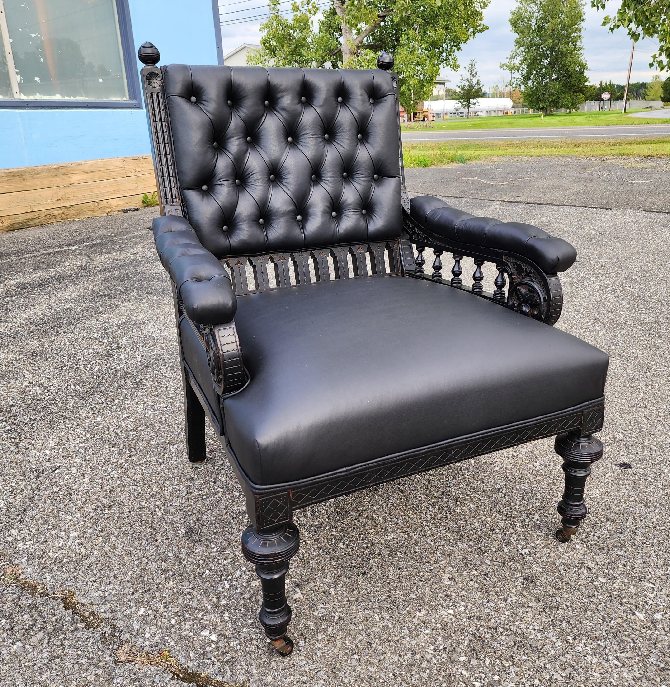 Library Chair in Carved and Ebonized Wood With Black Leather  For Sale 12