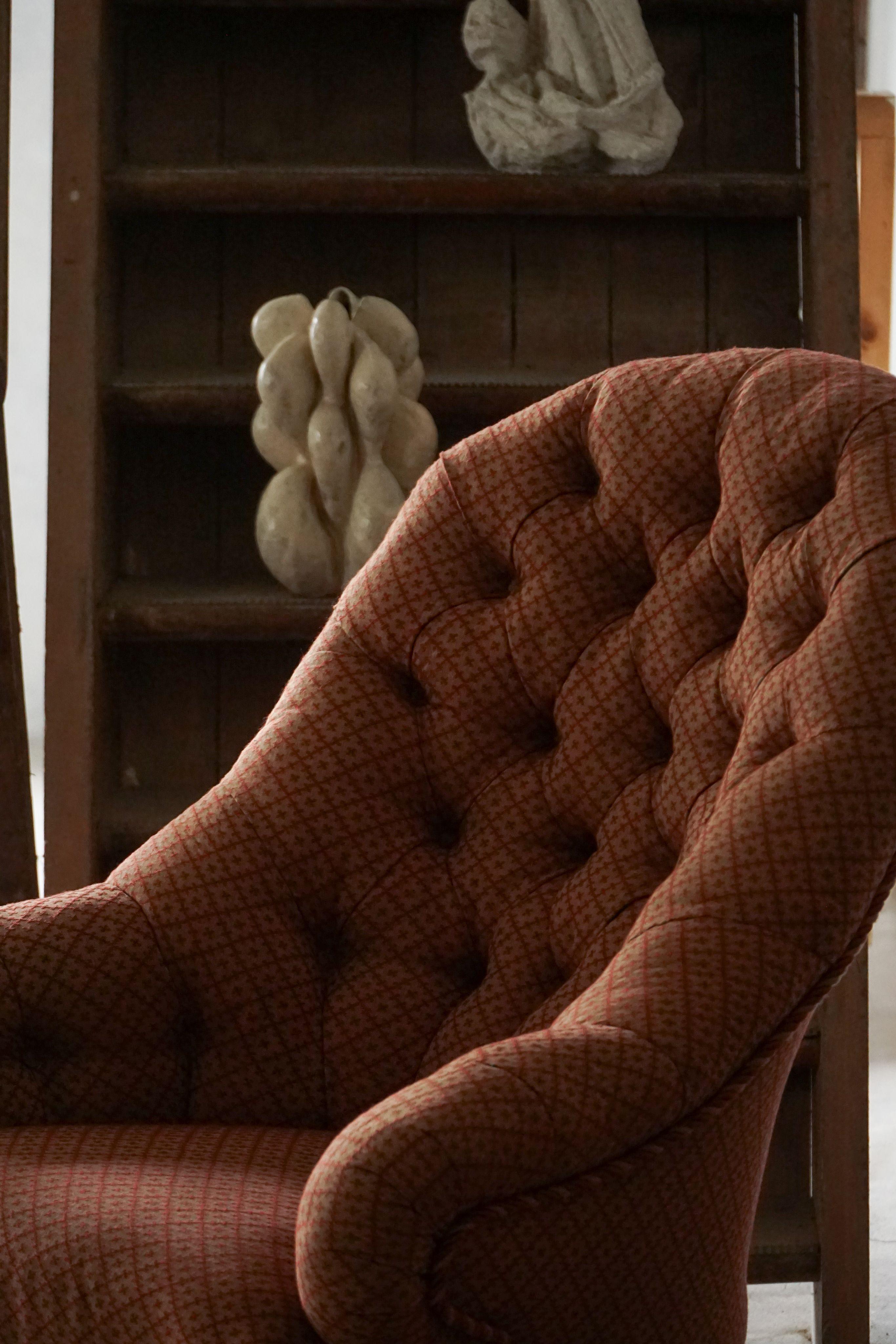 Victorian Armchair in Mahogany, Wheels & Colorful Fabric, England, Early 1900s For Sale 9