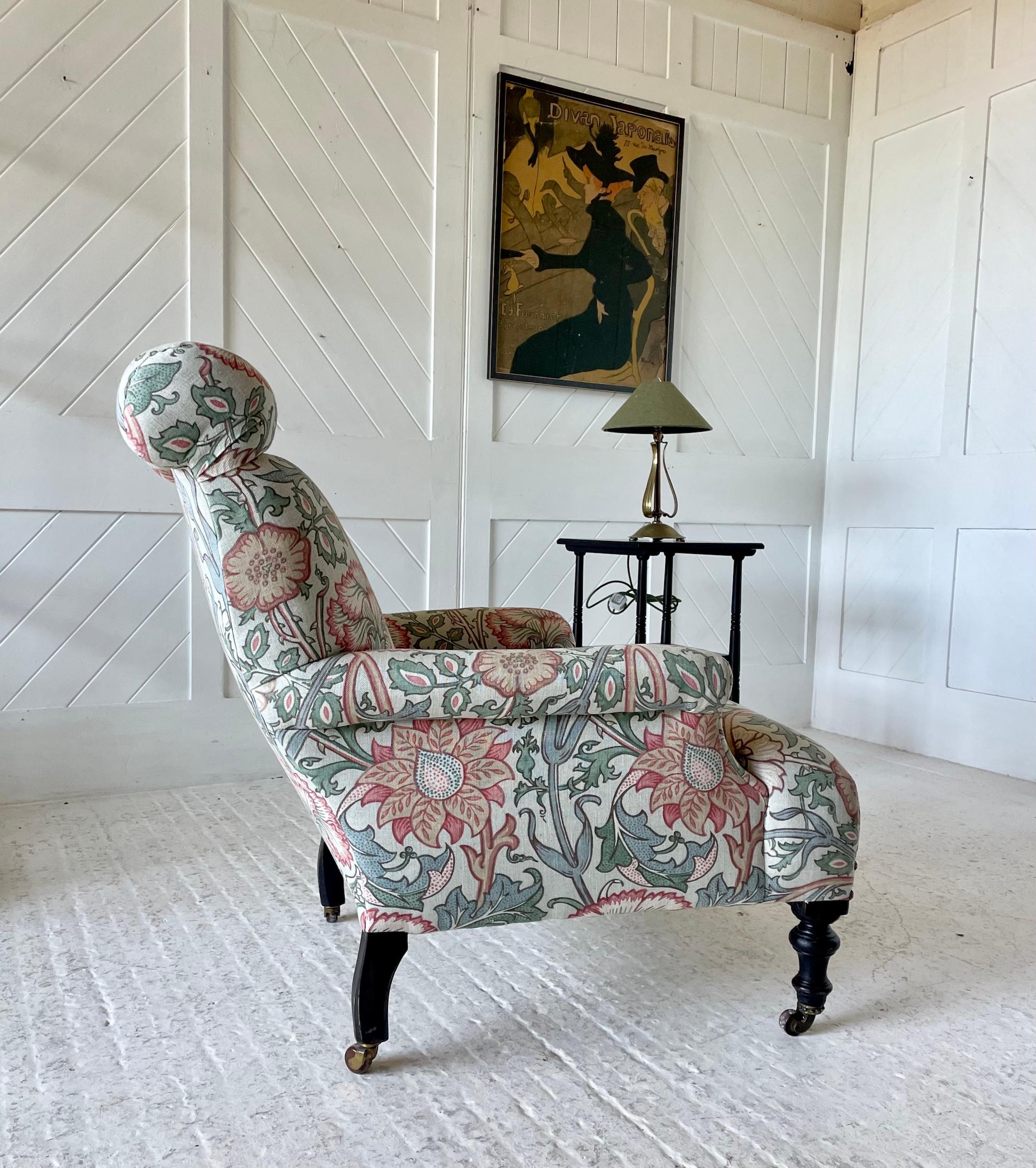 Inglese Poltrona vittoriana rivestita in tessuto William Morris in vendita