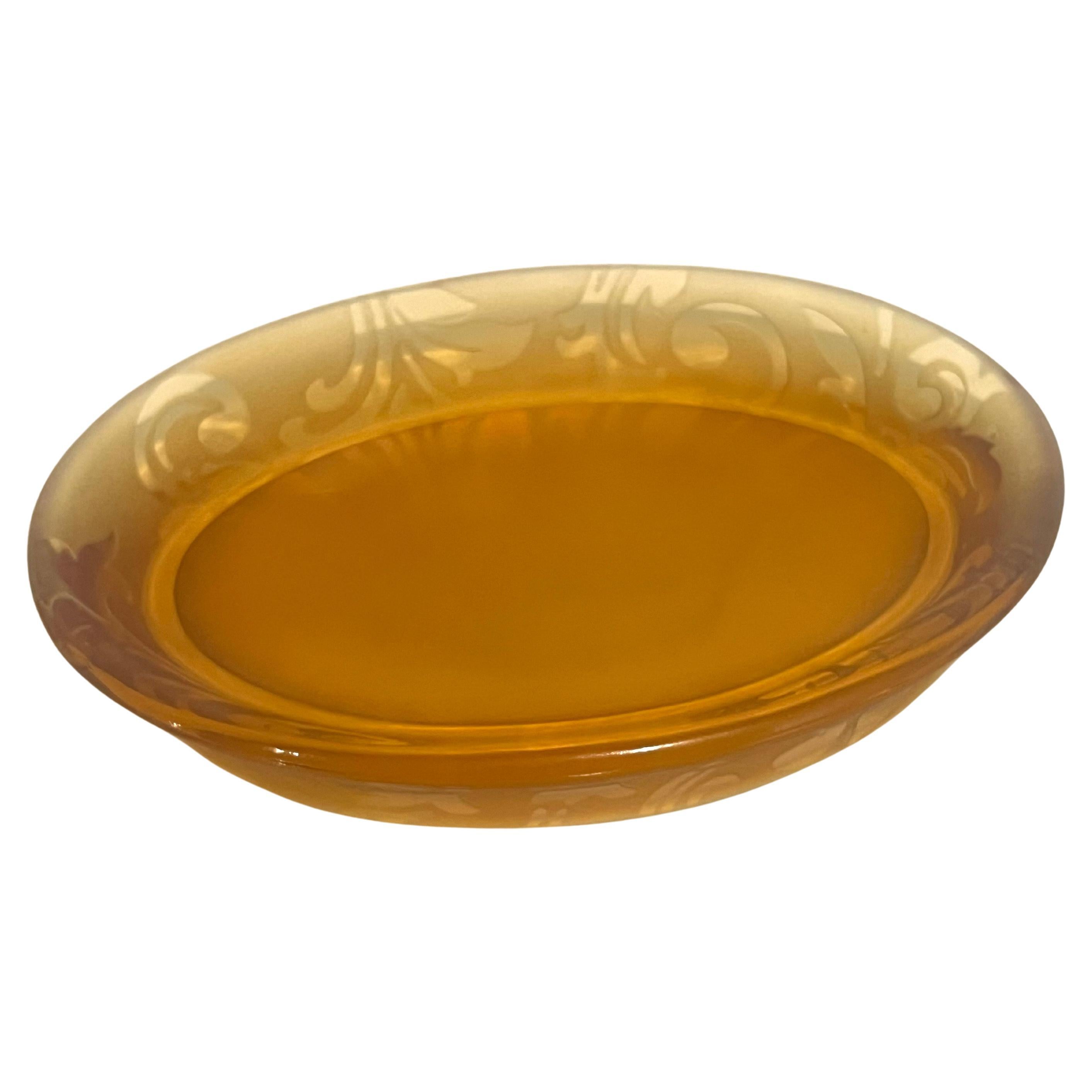 Victorian Art Deco Tangerine/Amber Glass Soap Dish Acid Etched Motif In Excellent Condition For Sale In San Diego, CA