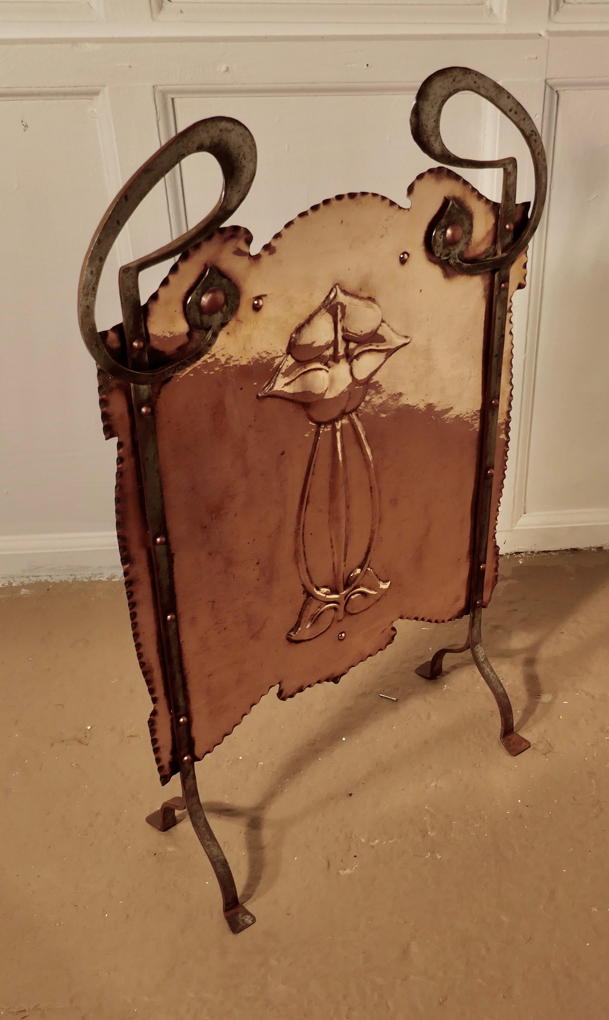 Victorian Art Nouveau Copper and Polished Steel Fire Screen 1