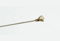 Victorian Art Nouveau Hat Pin with Cultured Pearl in Gold Talon, 1900s