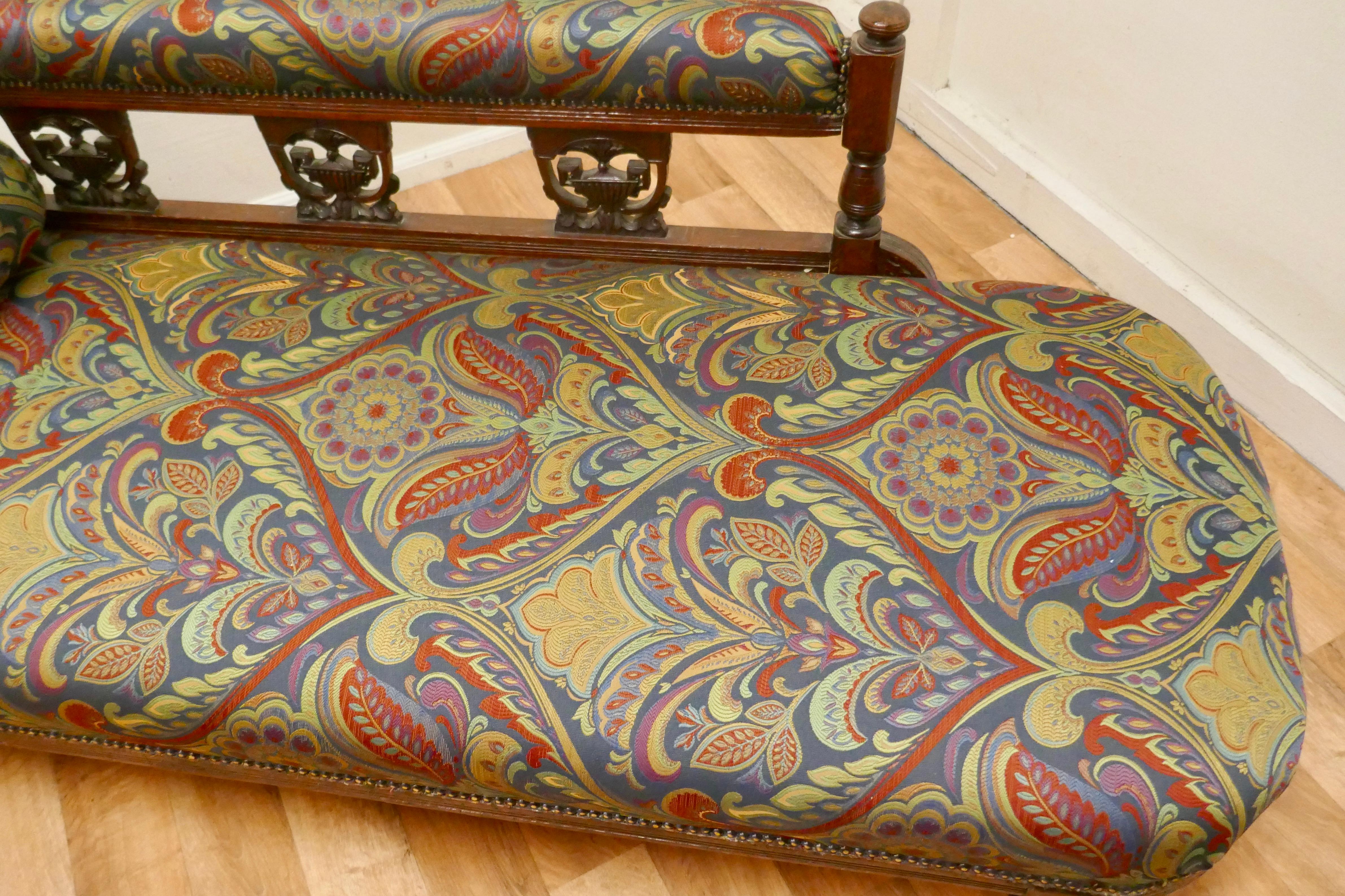High Victorian Victorian Art Nouveau Upholstered Chaise Longue