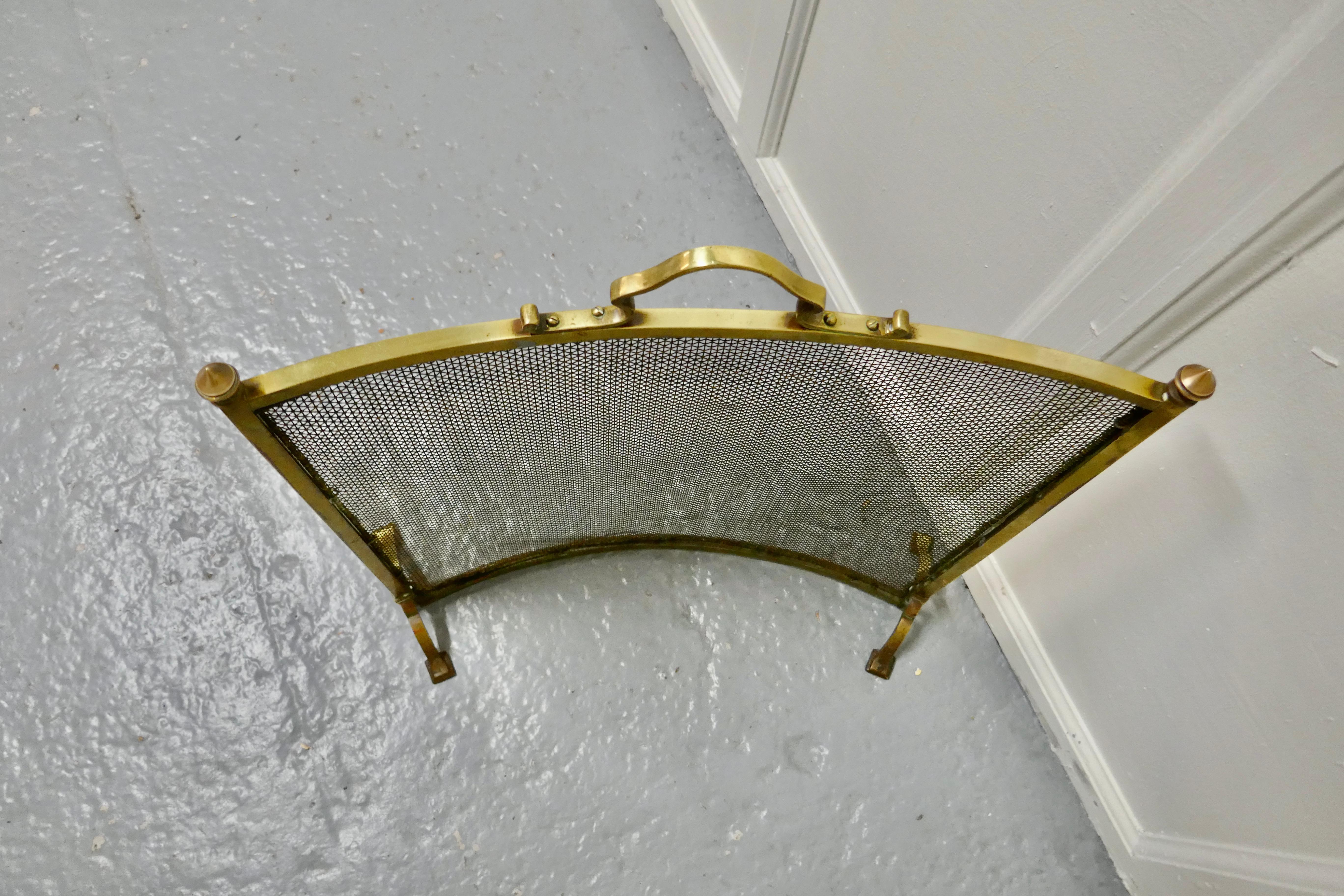 19th Century Victorian Arts & Crafts Curved Brass Fire Guard, Spark Screen