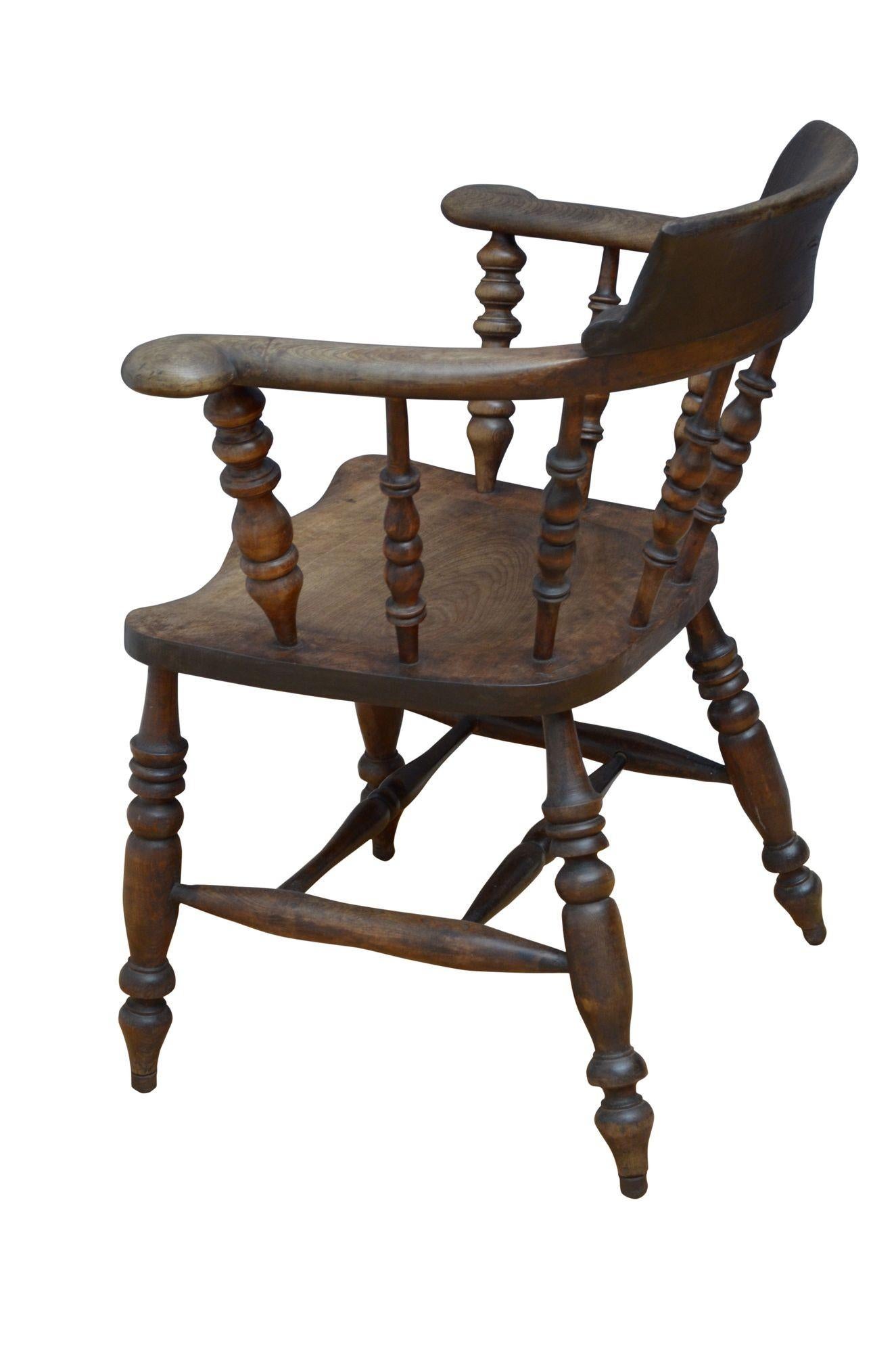 XIXe siècle Fumoir victorien en frêne et orme Chaise à arc Chaise à coude en vente