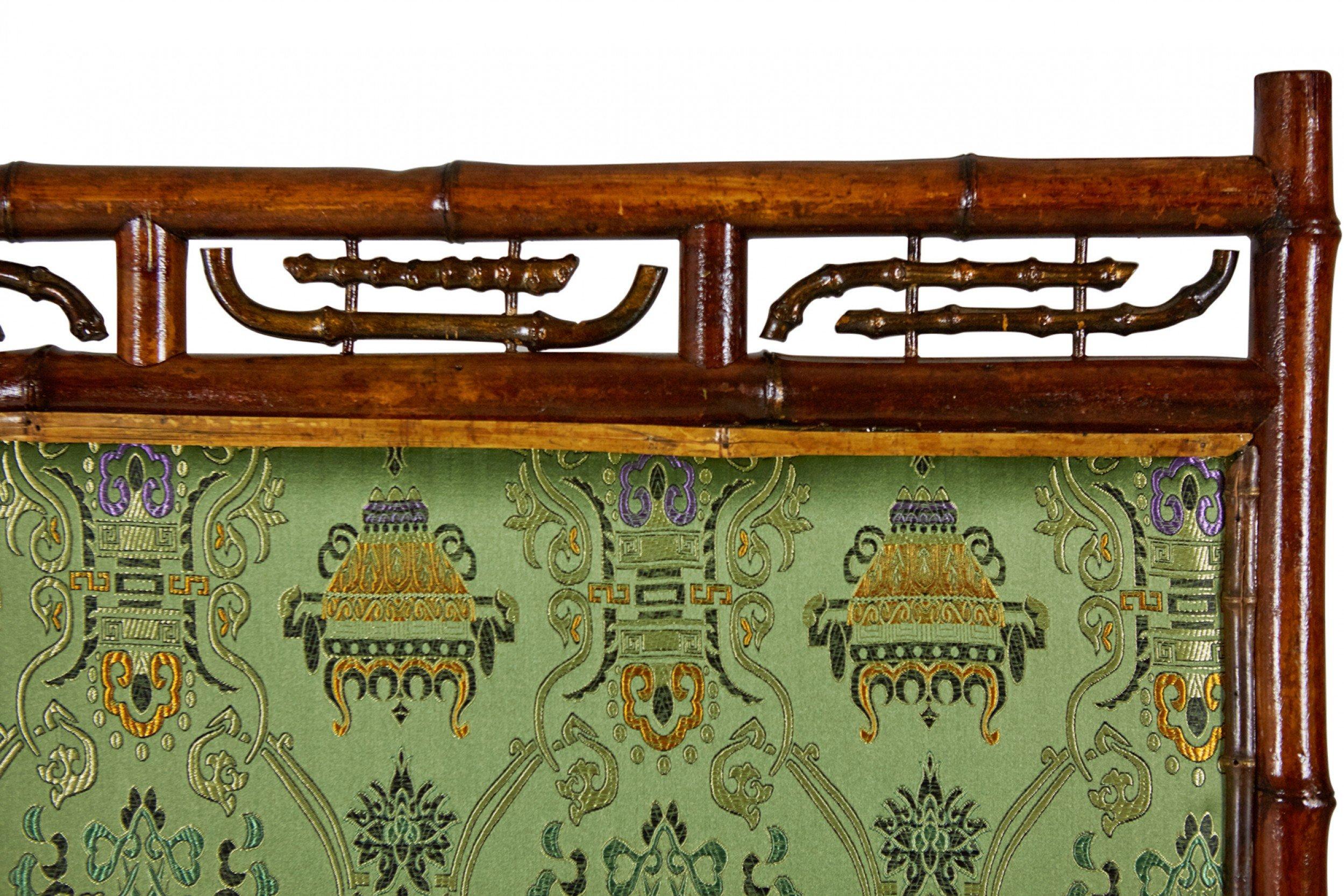 Viktorianischer 3-facher Raumteiler aus Bambus mit floralen grünen und gelben gepolsterten Paneelen im Angebot 2