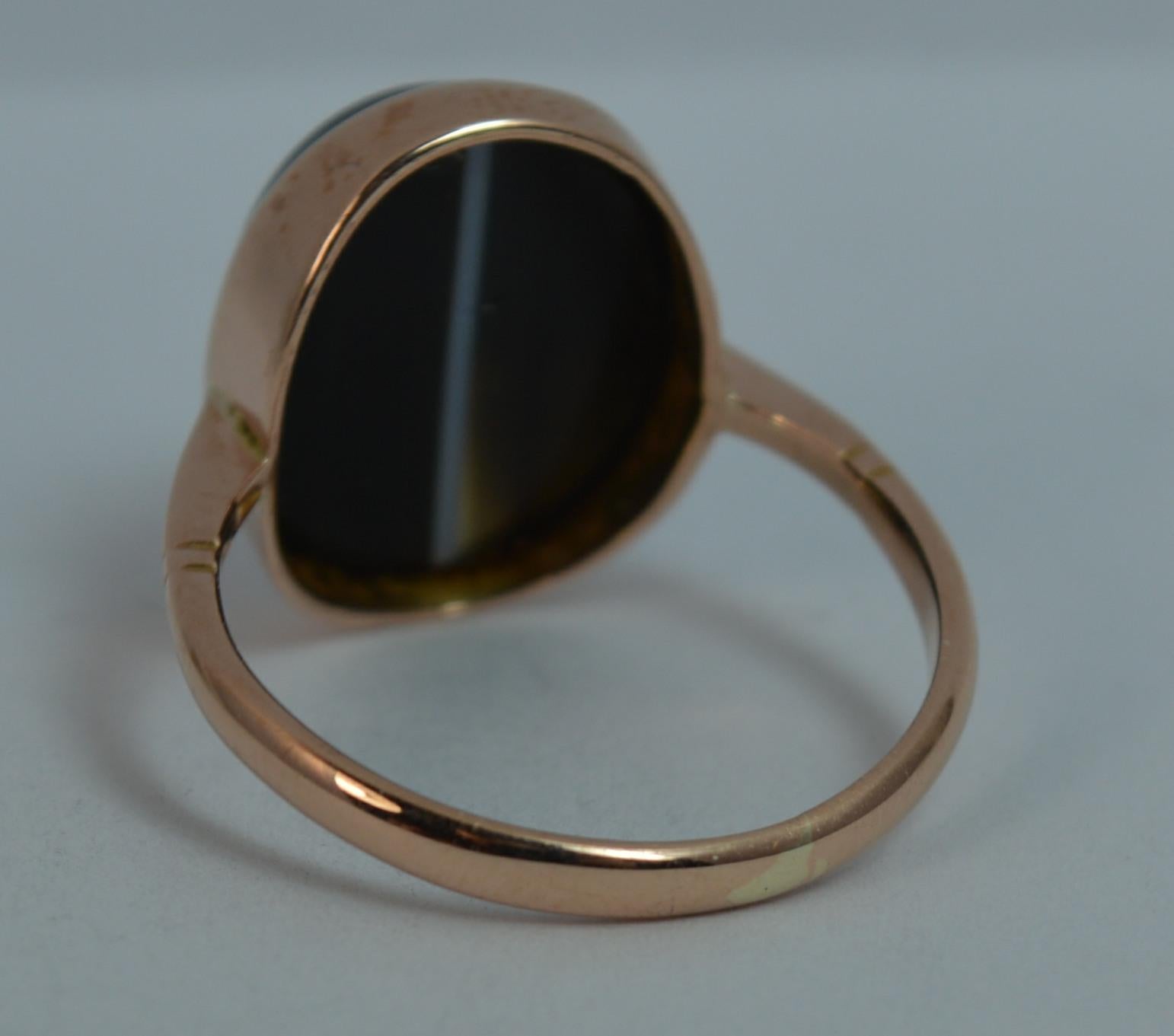 Victorian Banded Agate and 9 Carat Rose Gold Solitaire Ring 3