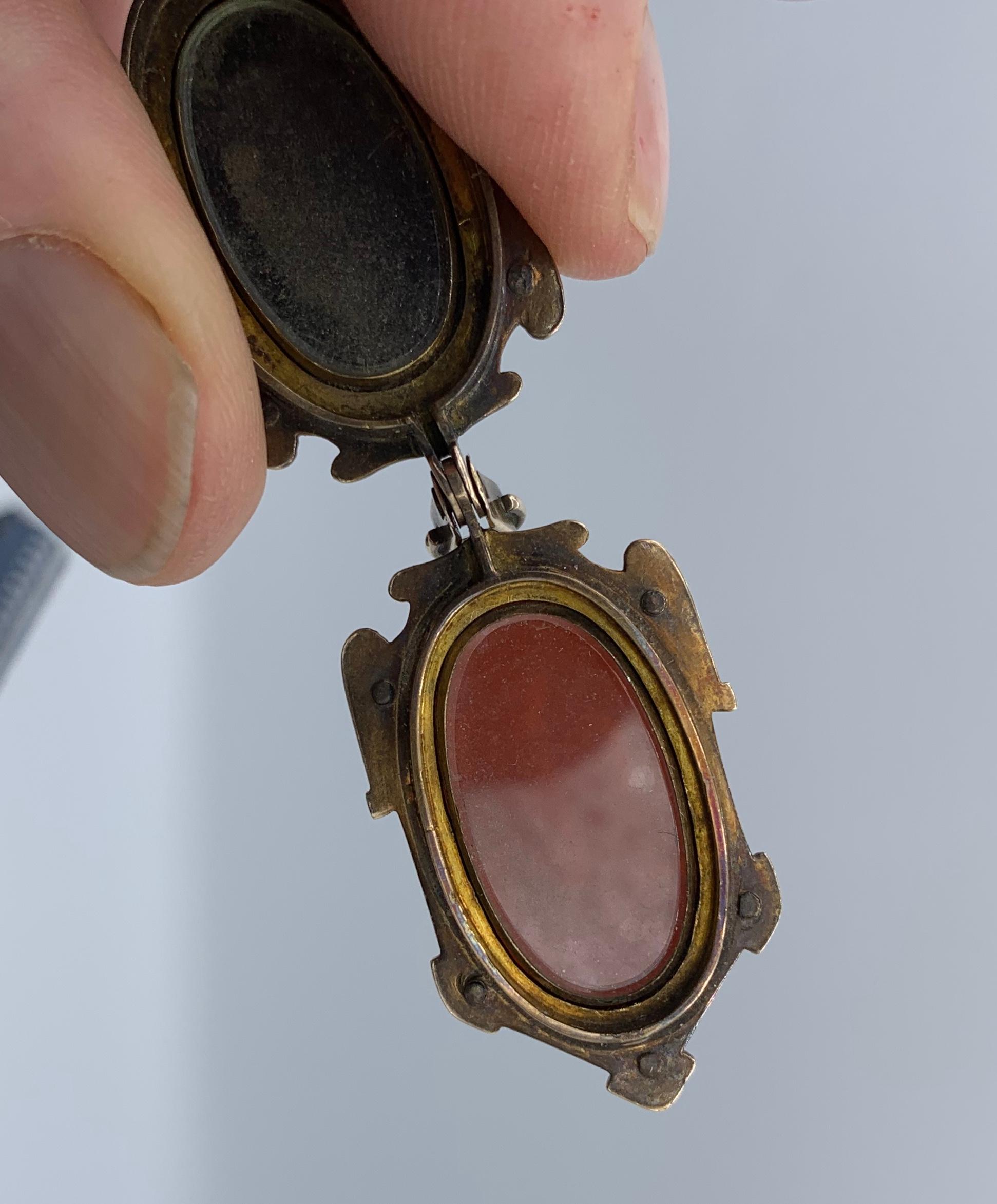 Victorian Banded Onyx Locket Pendant Gold M Initial Sardonyx For Sale 1